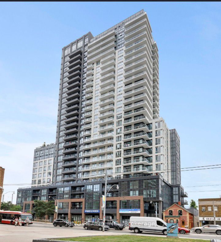 286 main Street 1402, Toronto, ON M4C 4X4