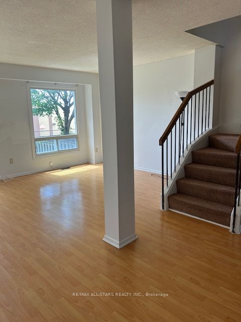 201 Alexmuir Boulevard 82, Toronto, ON M1V 1S5 photo 2