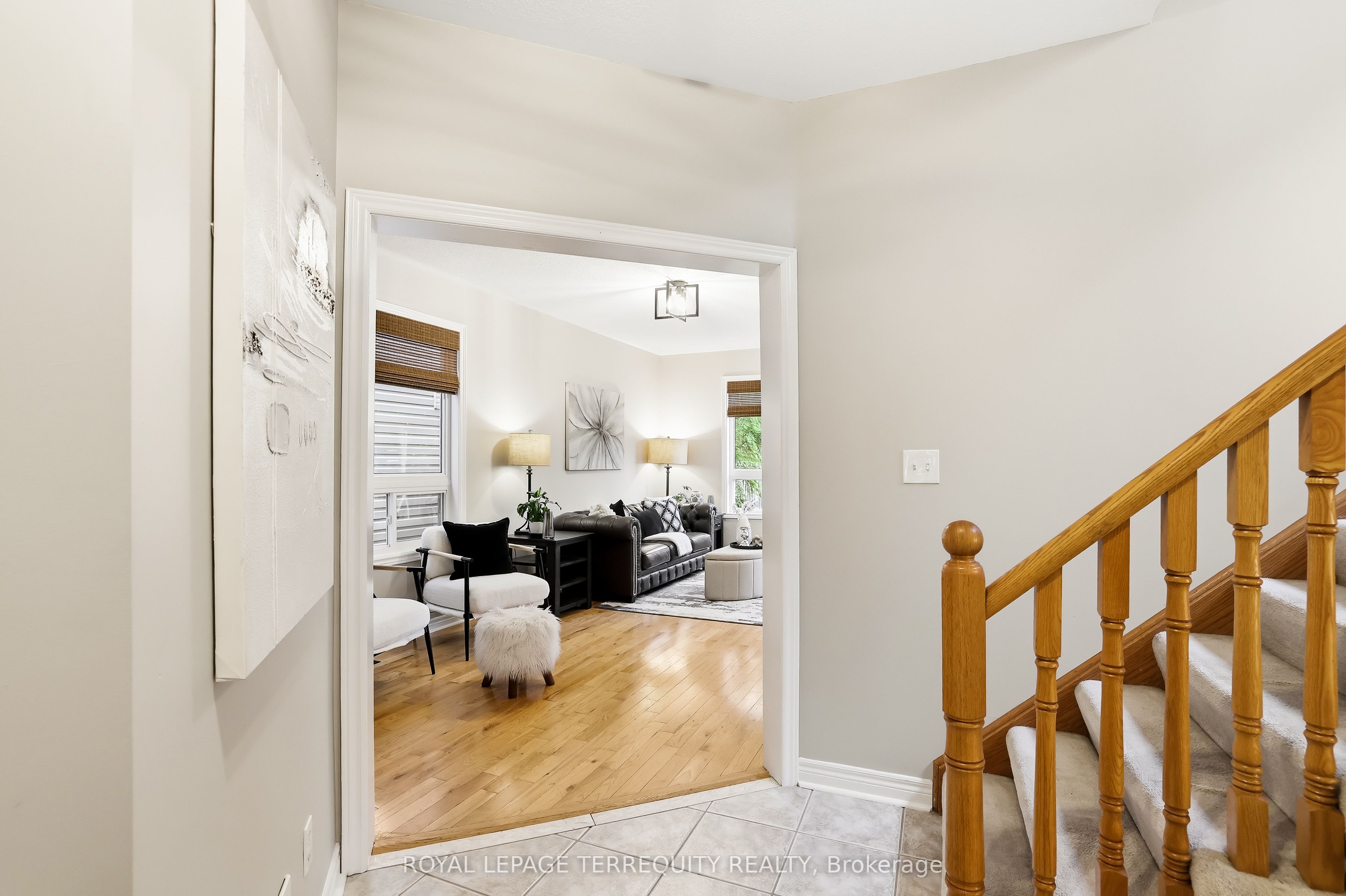 8 Sinden Drive, Whitby, ON L1M 2B8 photo 5