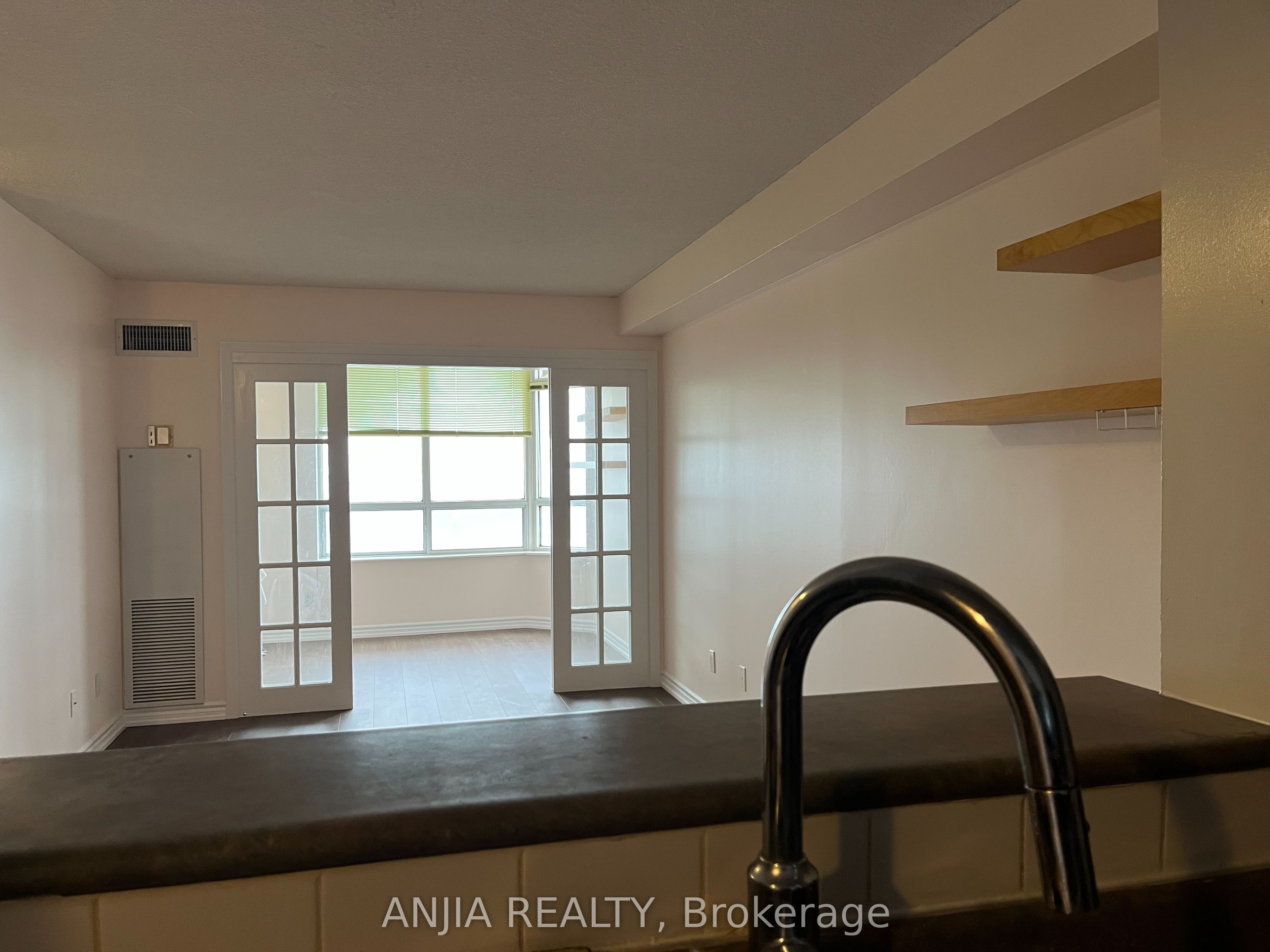 1883 Mcnicoll Avenue 1112, Toronto, ON M1V 5M3 photo 5