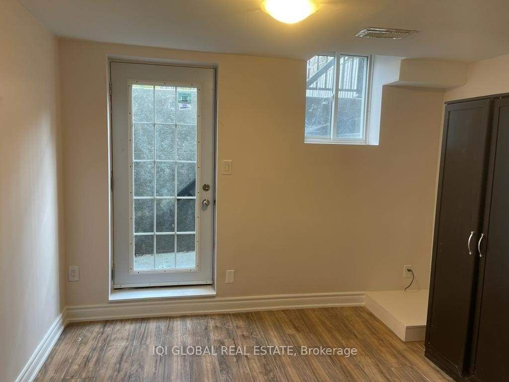 29 Nobbs Drive Bsmt, Ajax, ON L1T 4M1 photo 4