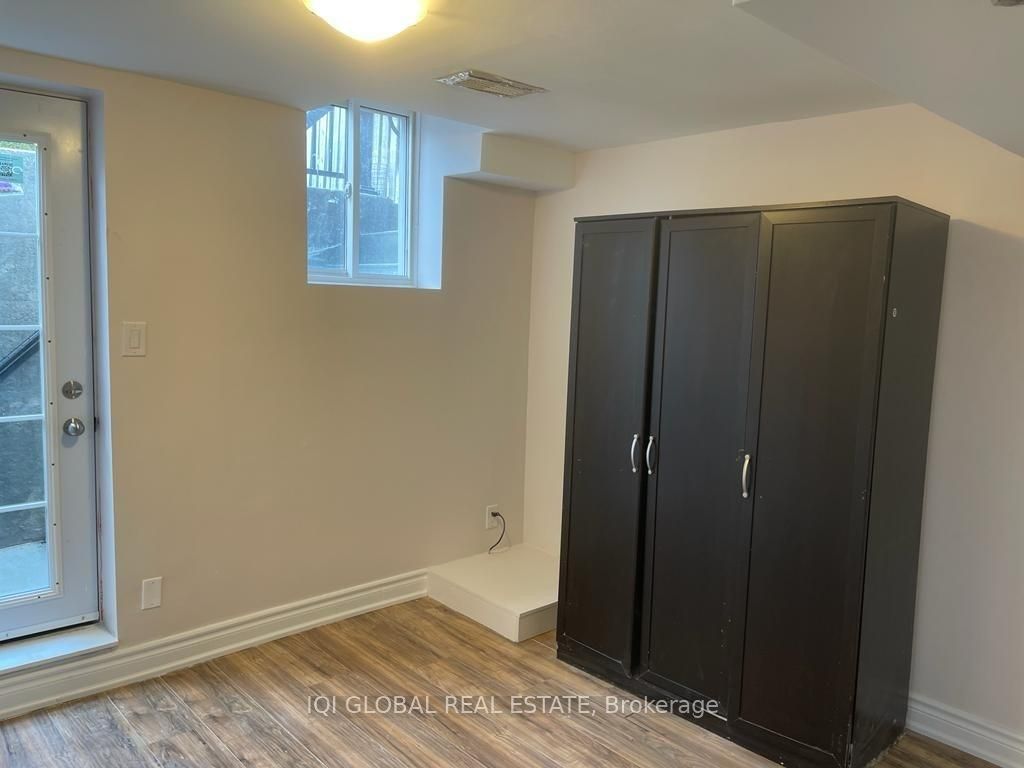29 Nobbs Drive Bsmt, Ajax, ON L1T 4M1 photo 5