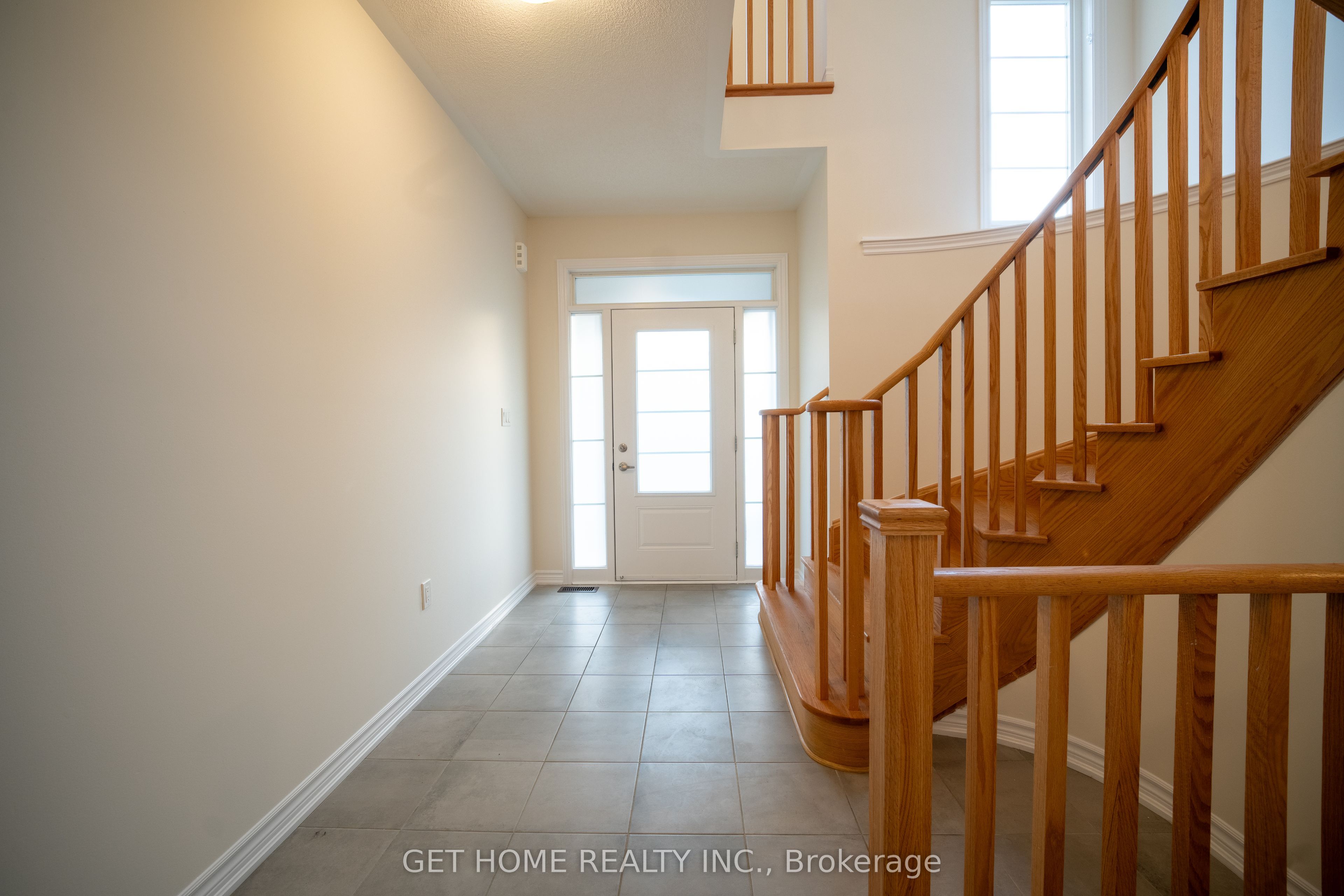 215 Ronald Gustcott Drive, Oshawa, ON L1K 3G3 photo 4