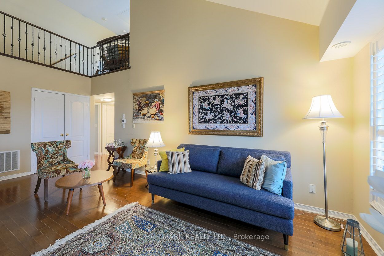 649D Warden Avenue 24, Toronto, ON M1L 0E7 photo 2