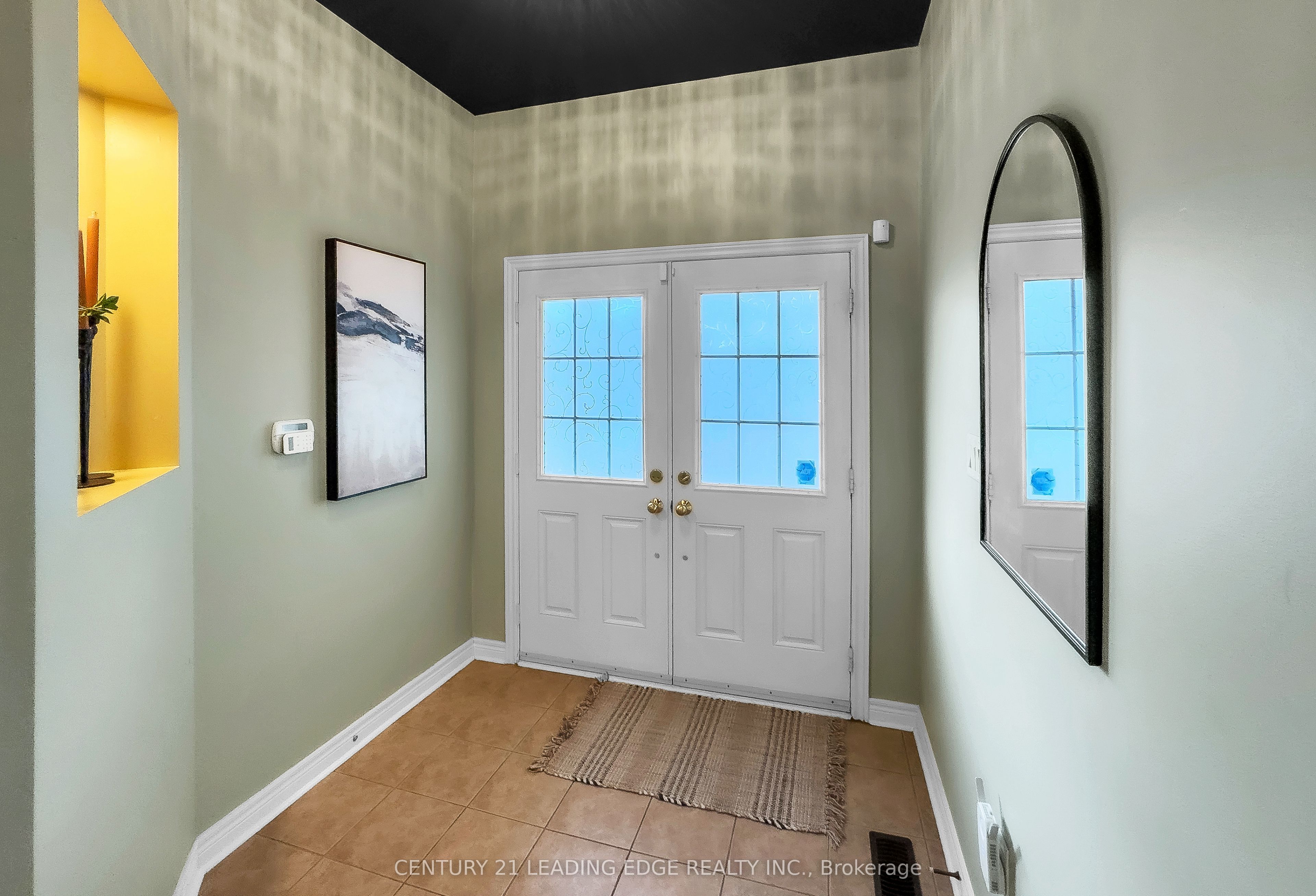 16 Bicknell Court, Ajax, ON L1T 0G3 photo 4