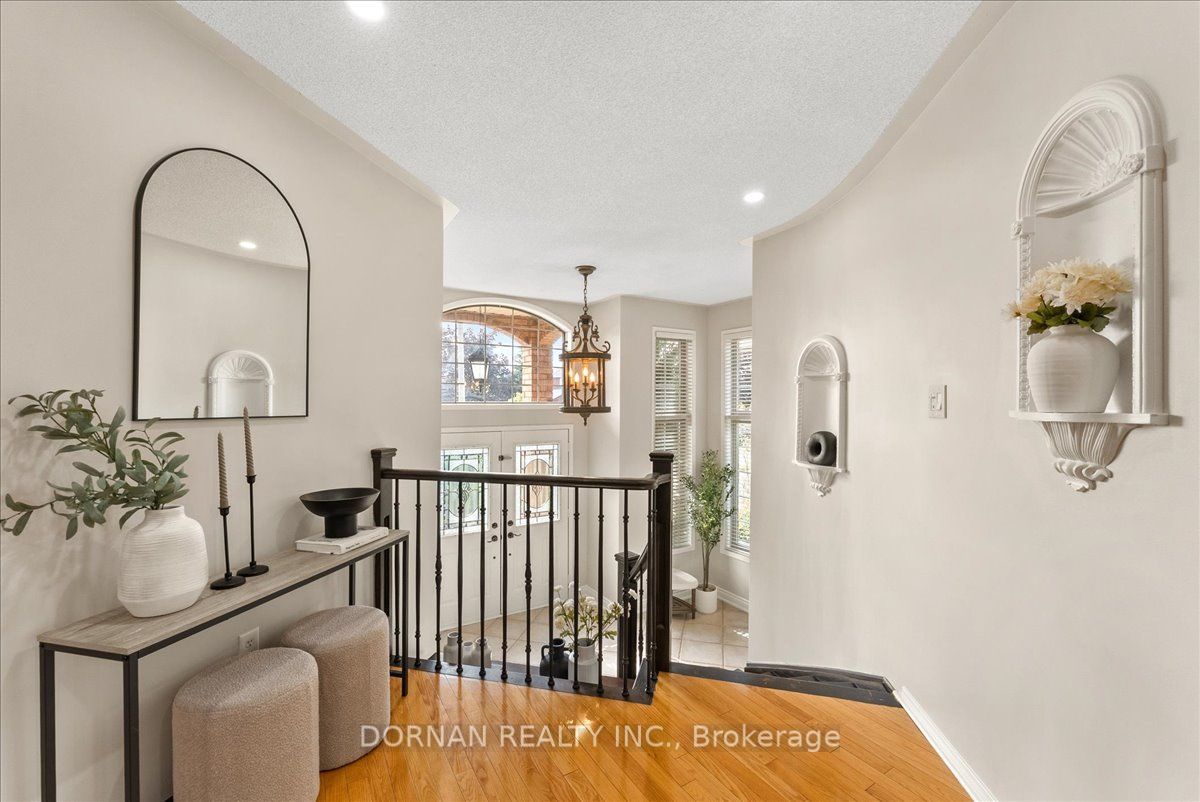 483 Ormond Drive, Oshawa, ON L1K 2L8 photo 4