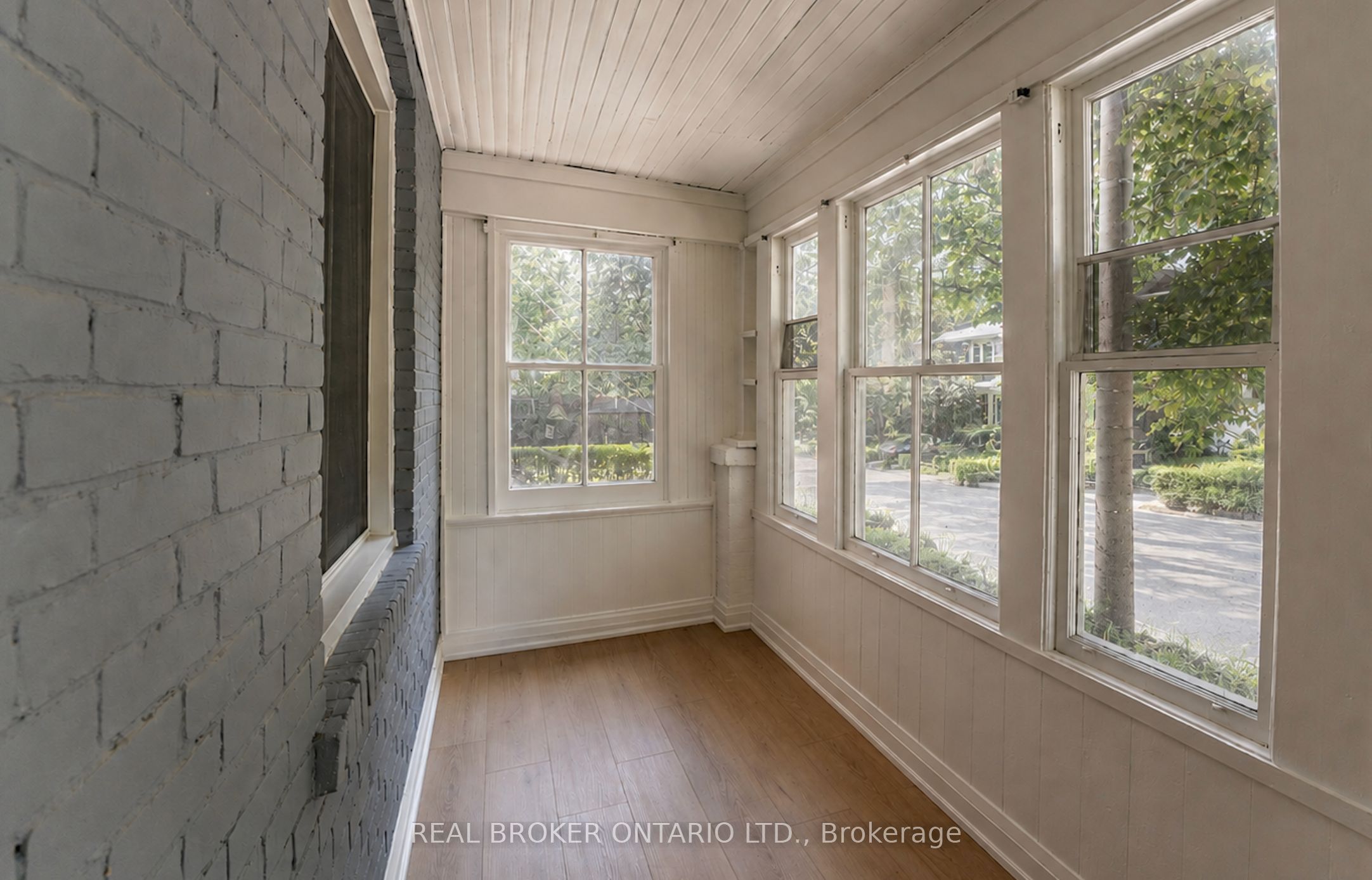 149 Wheeler Avenue, Toronto, ON M4L 3V5 photo 2