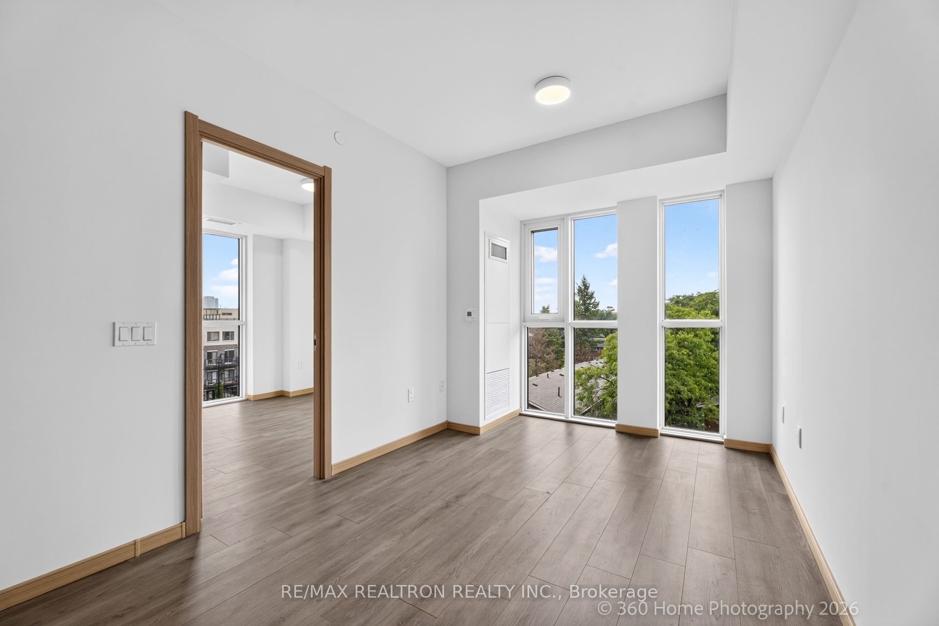 3421 Sheppard Avenue E 503, Toronto, ON M1T 0C1 photo 4