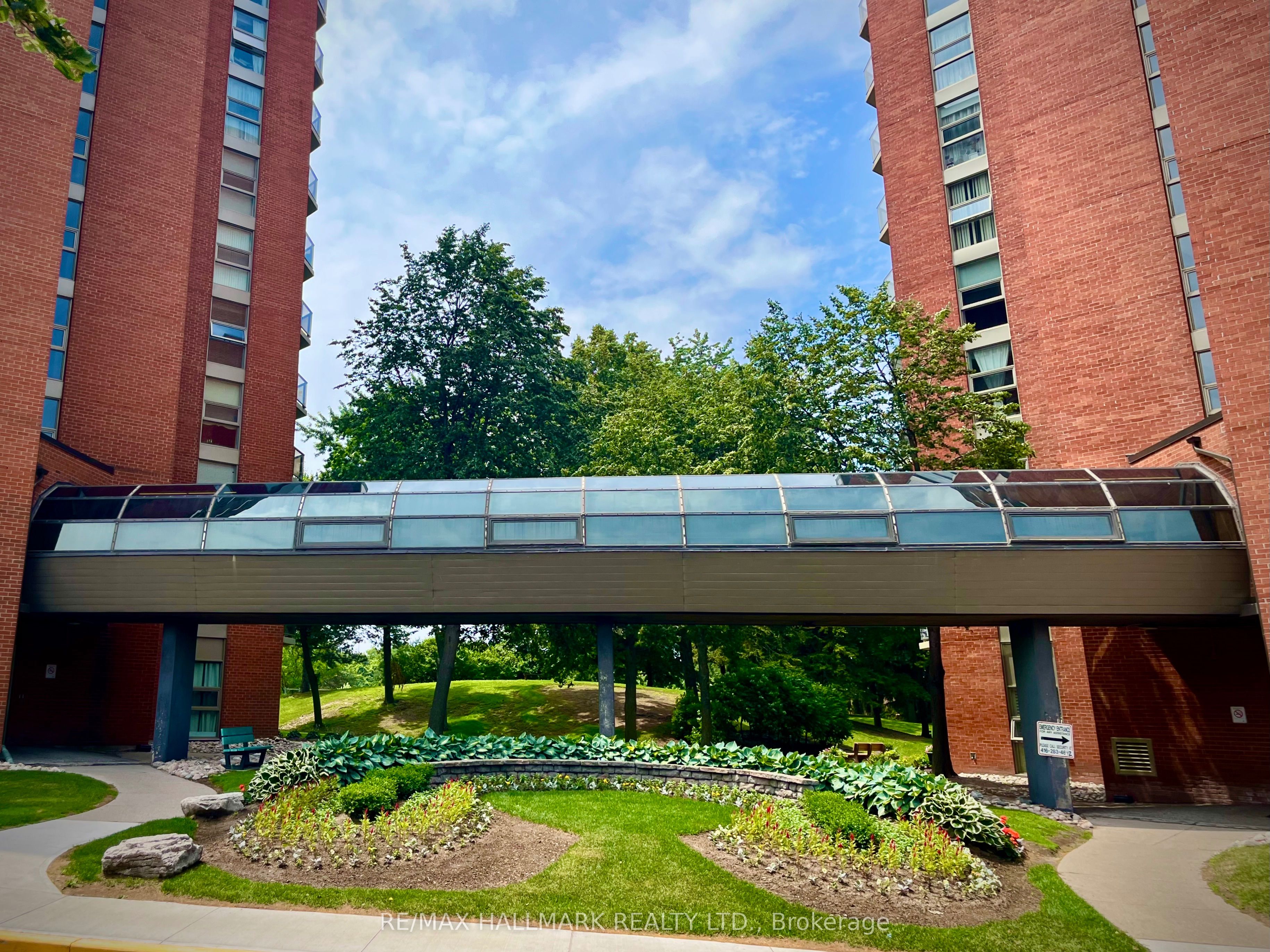 20 Dean Park Road 902, Toronto, ON M1B 3G9 photo 5