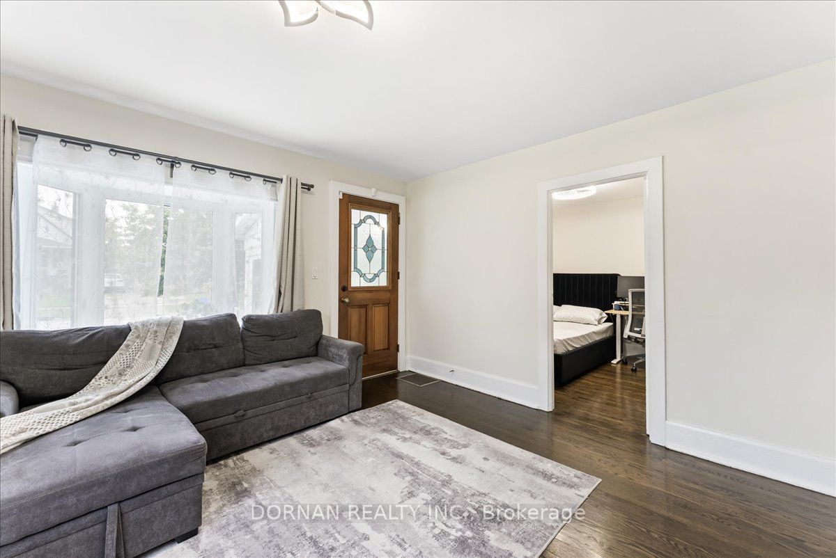 207 Verdun Road, Oshawa, ON L1H 5T1 photo 5