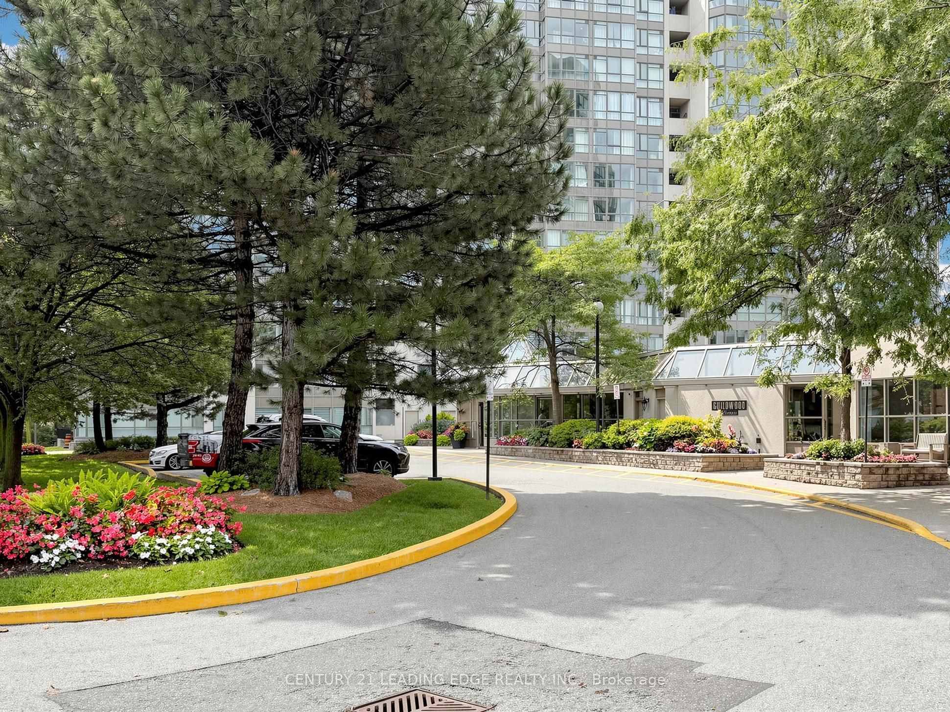 3231 Eglinton Avenue E 204, Toronto, ON M1J 3N5 photo 3