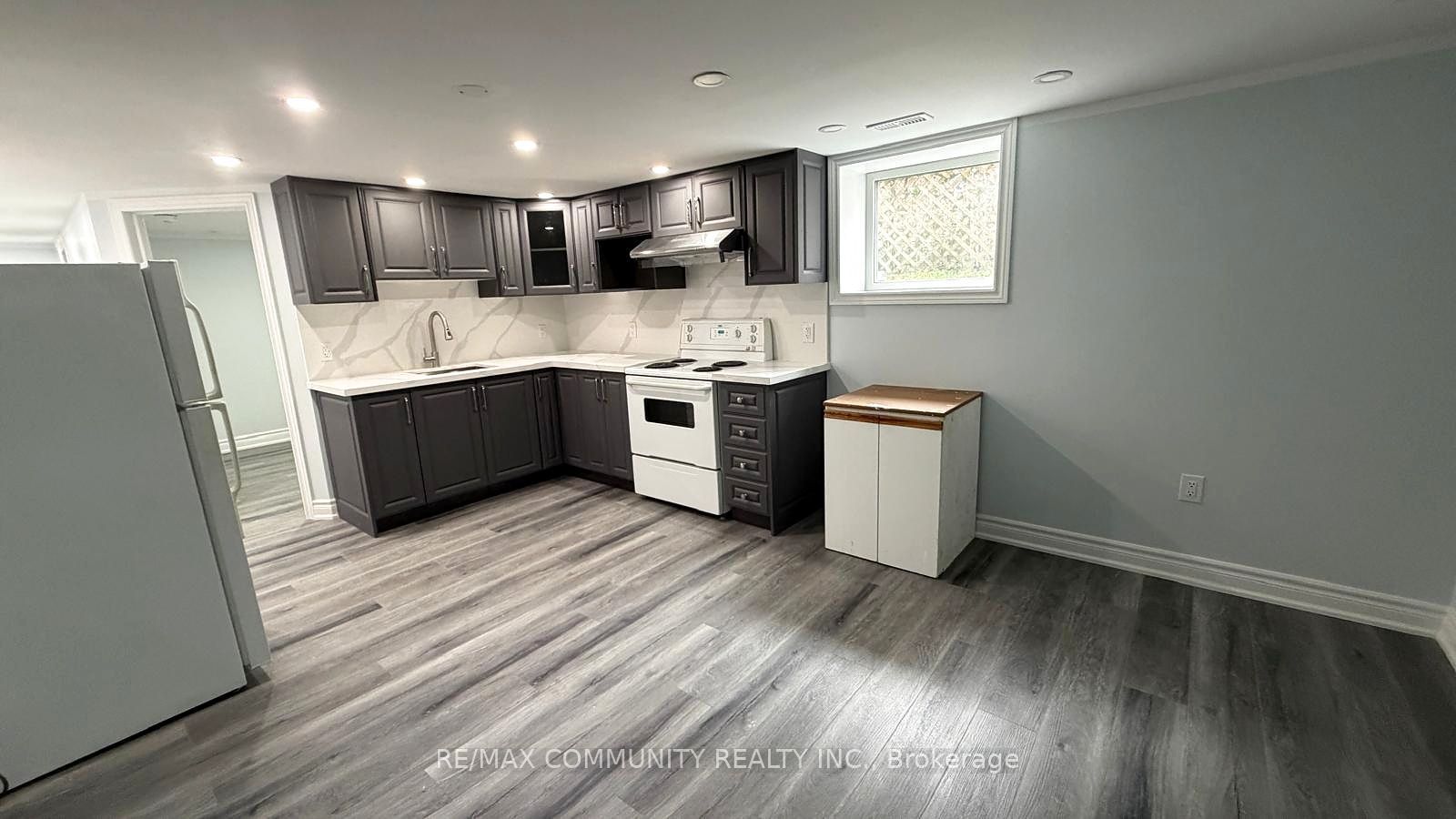 51 Sharbot Avenue BSMT, Toronto, ON M1H 1Z2 photo 4