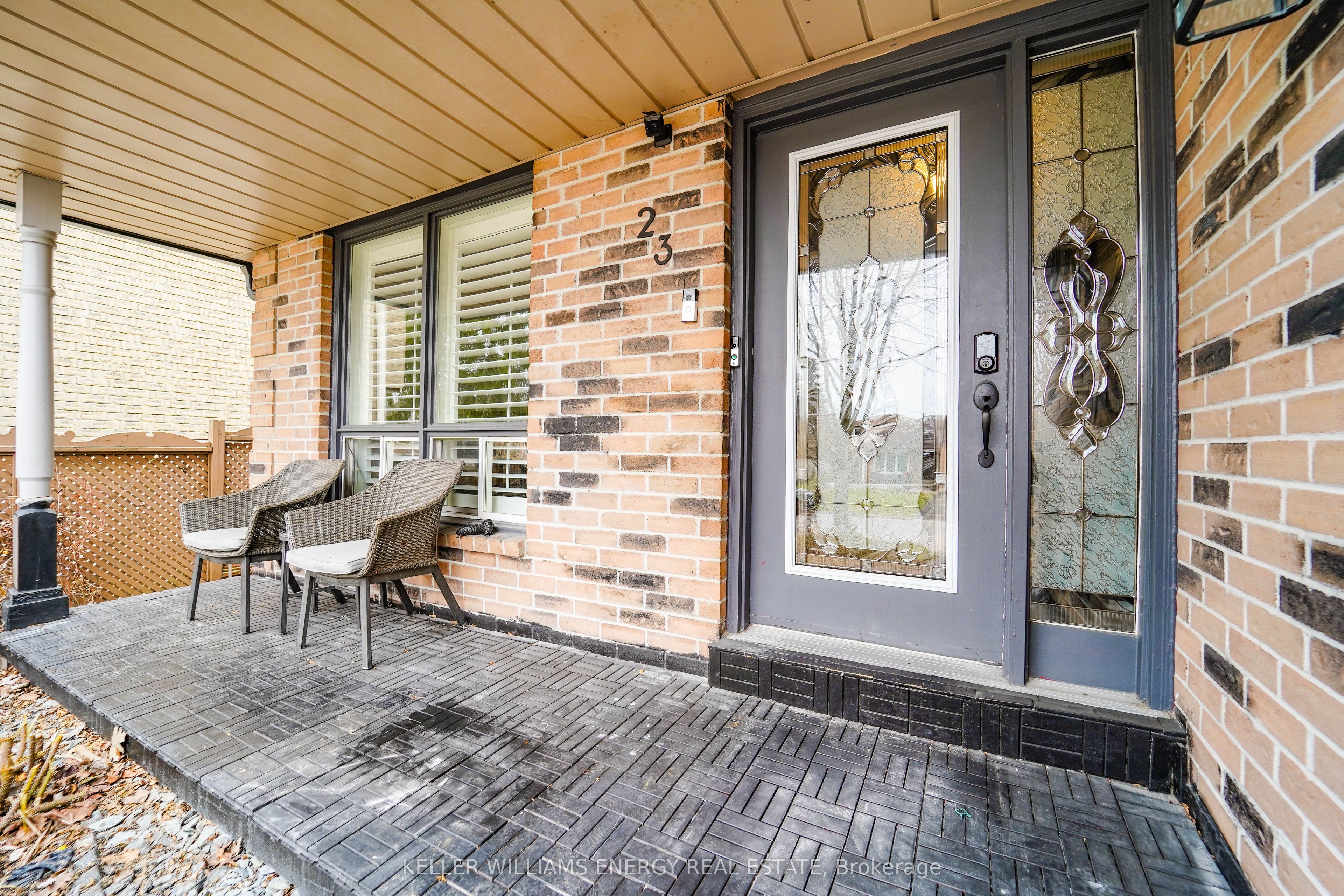 23 Downham Drive, Clarington, ON L1C 4G9 photo 2
