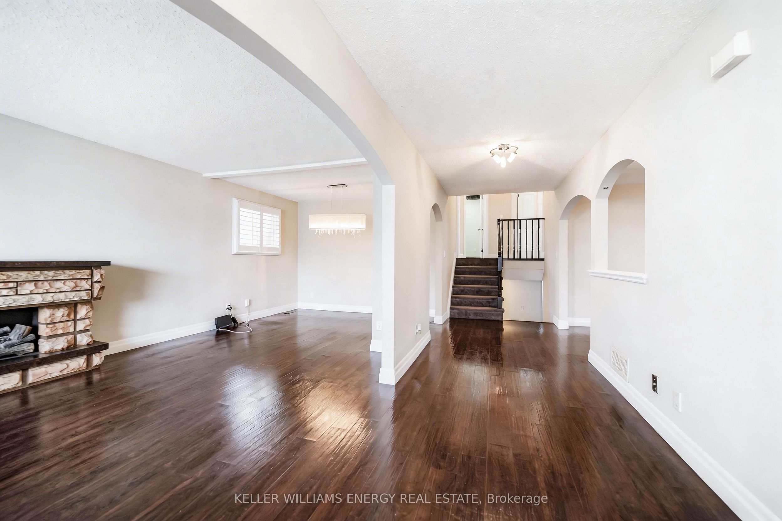 23 Downham Drive, Clarington, ON L1C 4G9 photo 4