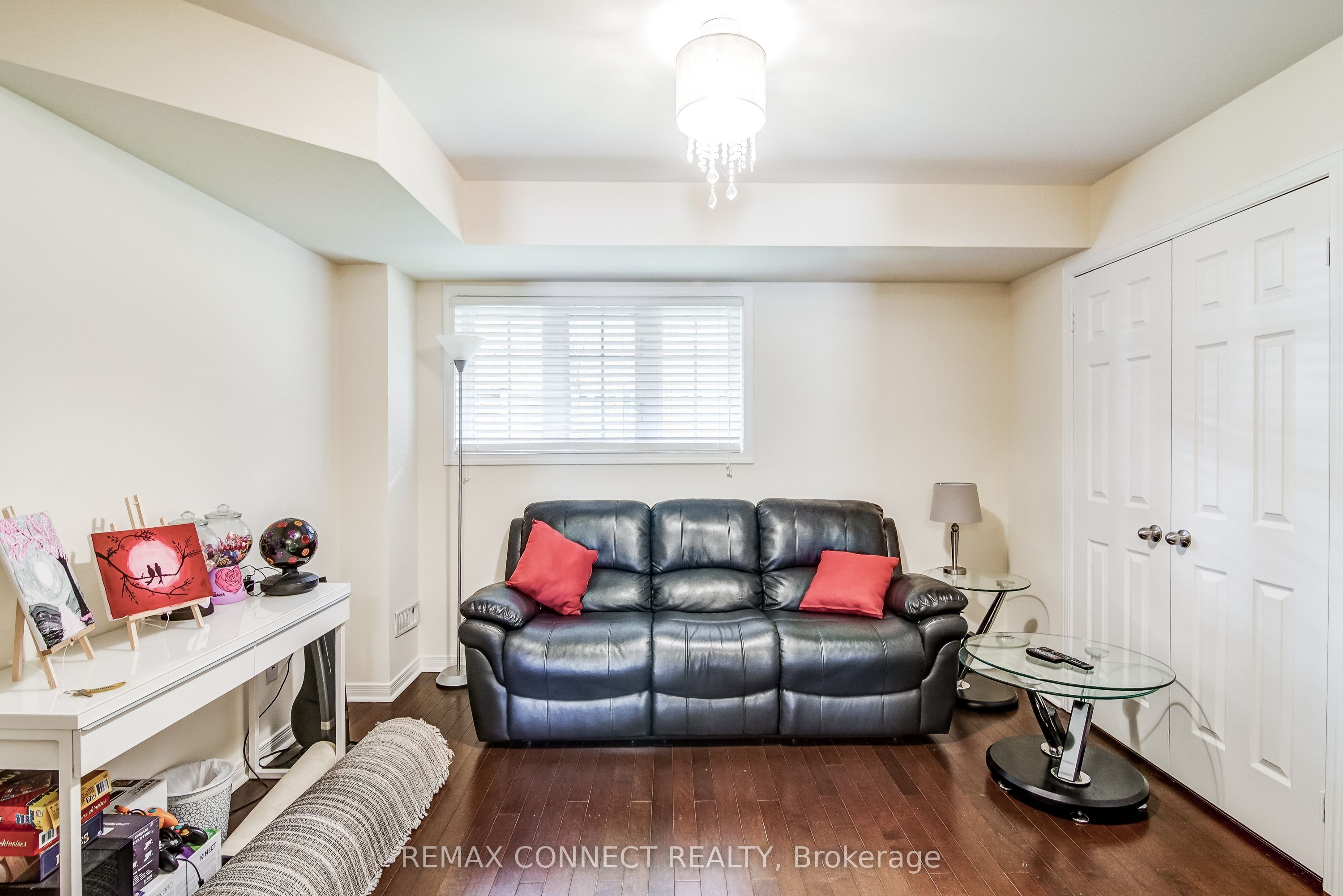 1701 Finch Avenue 30, Pickering, ON L1V 0B7 photo 5