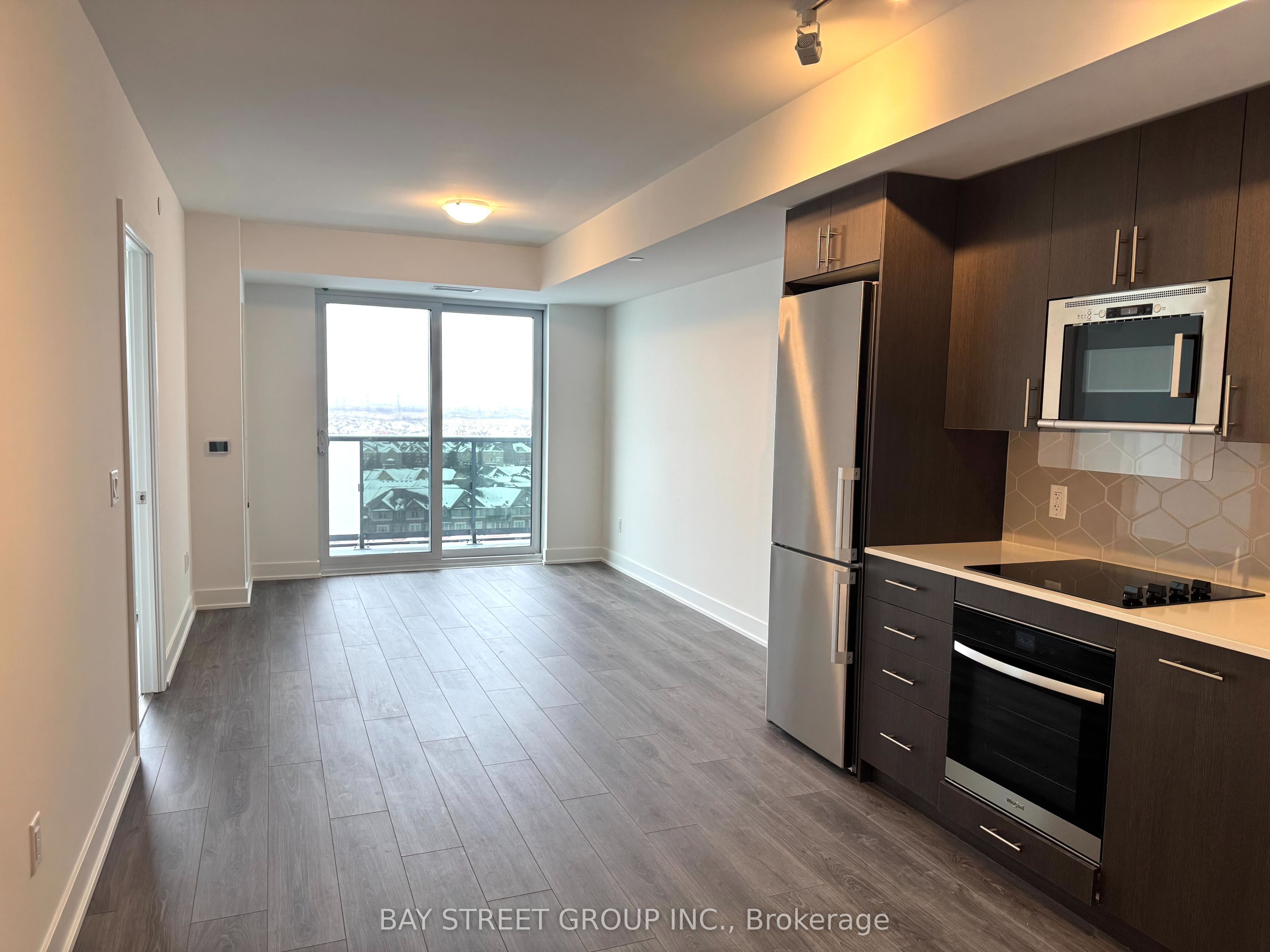 2545 Simcoe Street N 1010, Oshawa, ON L1L 0W3 photo 4