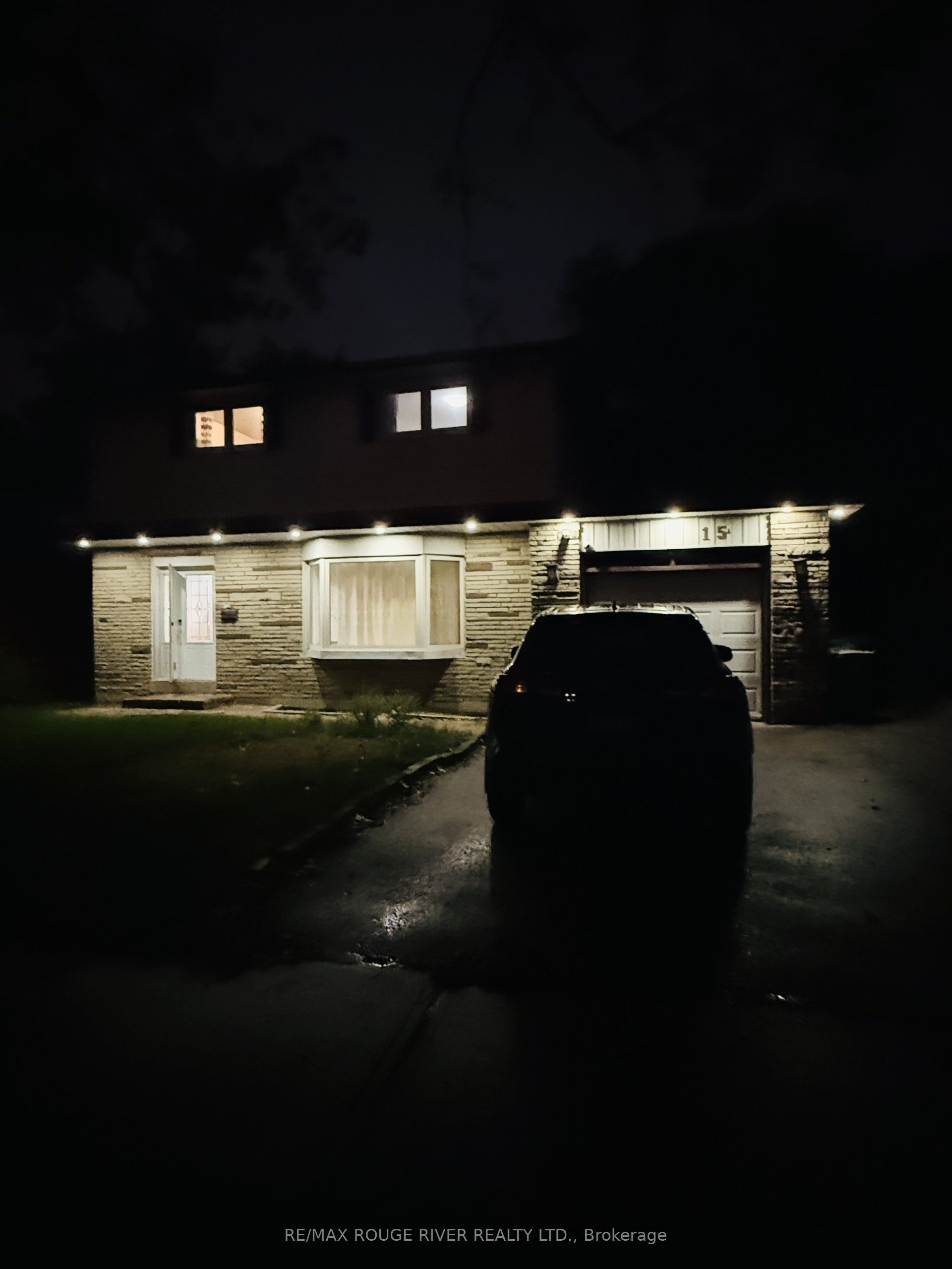 15 Berkham Road Bsmt, Toronto, ON M1H 2T1 photo 2