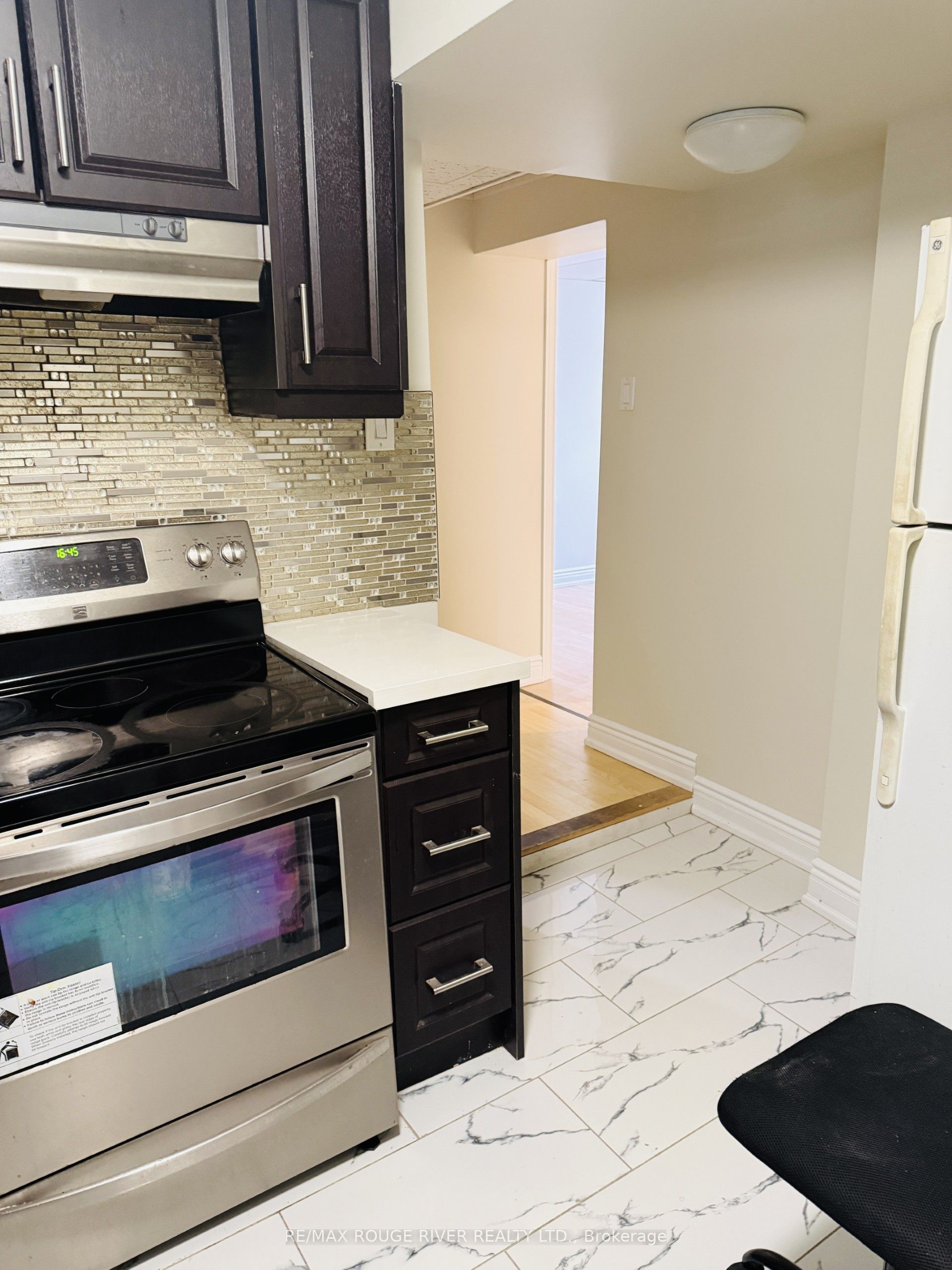 15 Berkham Road Bsmt, Toronto, ON M1H 2T1 photo 5