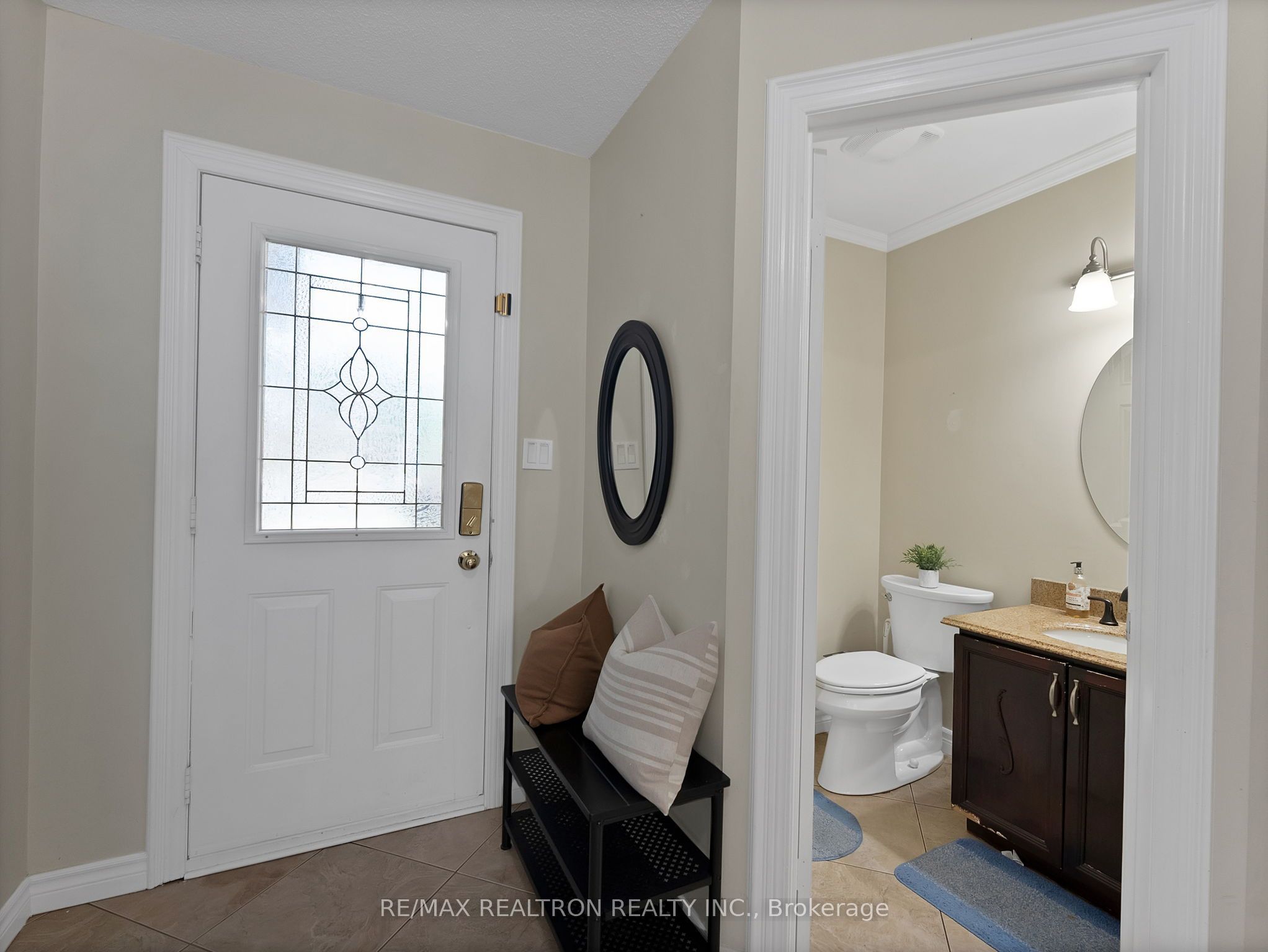 83 Crawforth Street, Whitby, ON L1N 9K9 photo 3