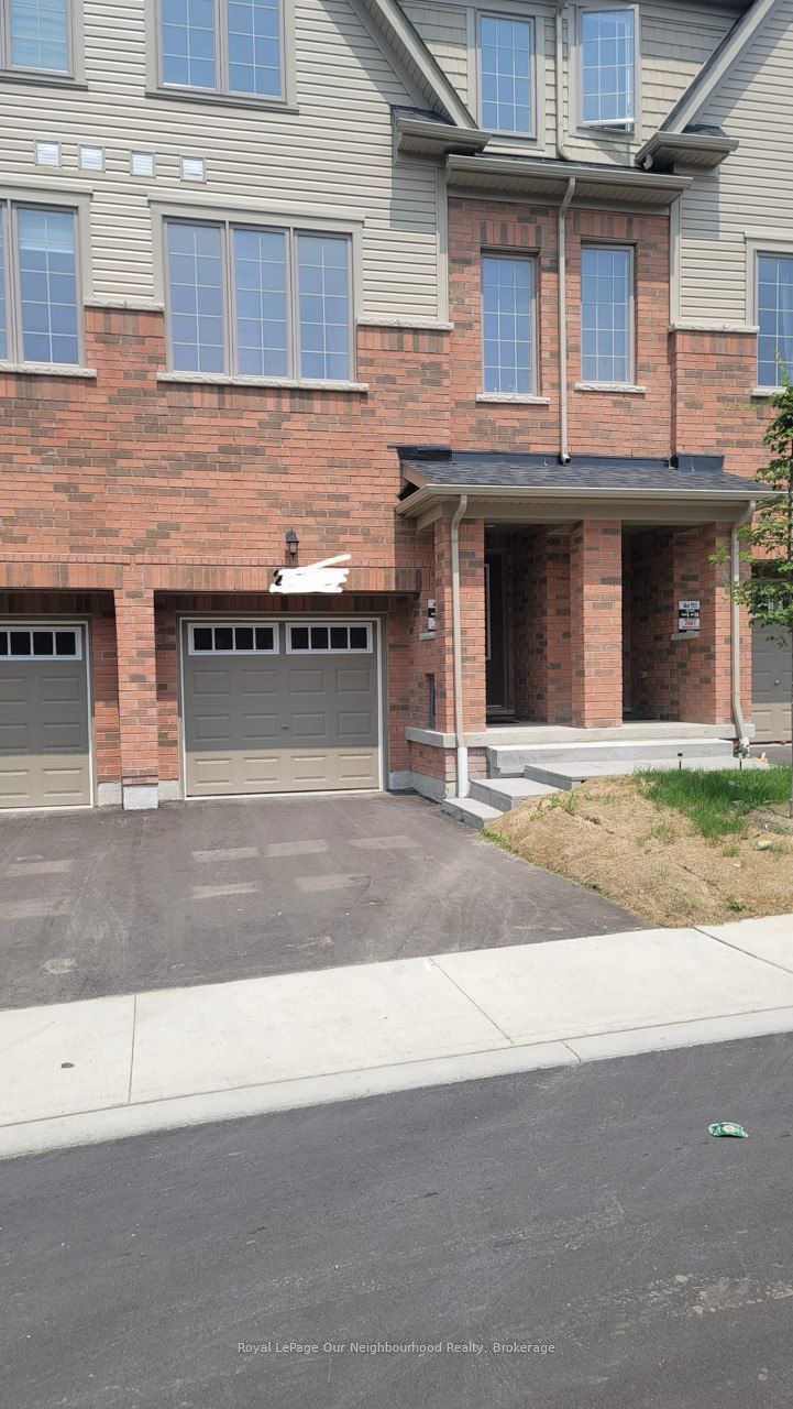 2663 Magdalen Path, Oshawa, ON L1L 0R6