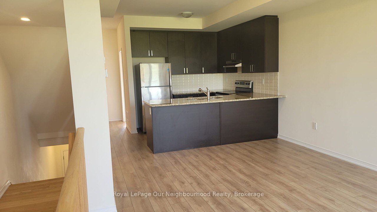 2663 Magdalen Path, Oshawa, ON L1L 0R6 photo 3