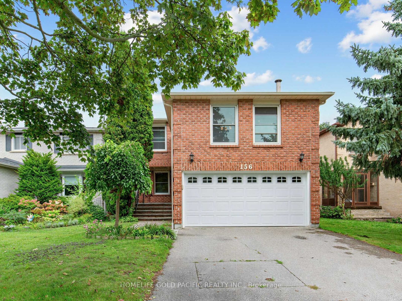 156 Ravenscroft Road, Ajax, ON L1T 1Y1 photo 2