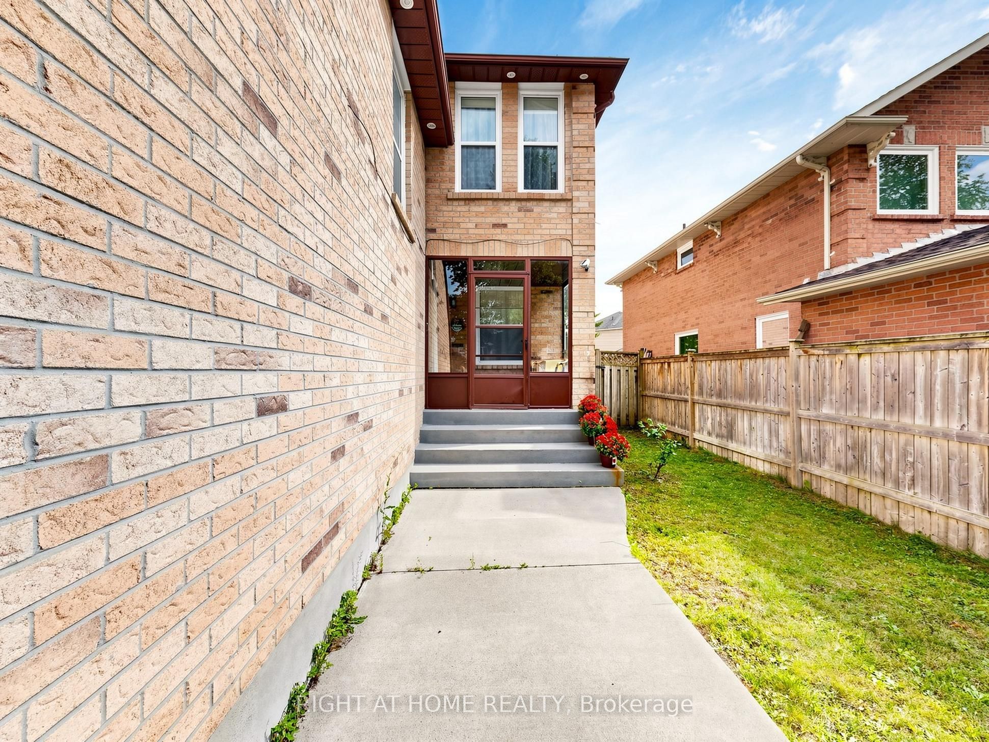 59 Brennan Road, Ajax, ON L1T 1X5 photo 2
