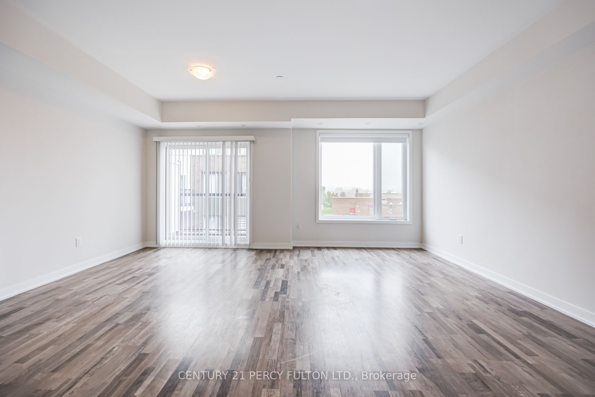 1460 Whites Road 318, Pickering, ON L1V 0E8 photo 4