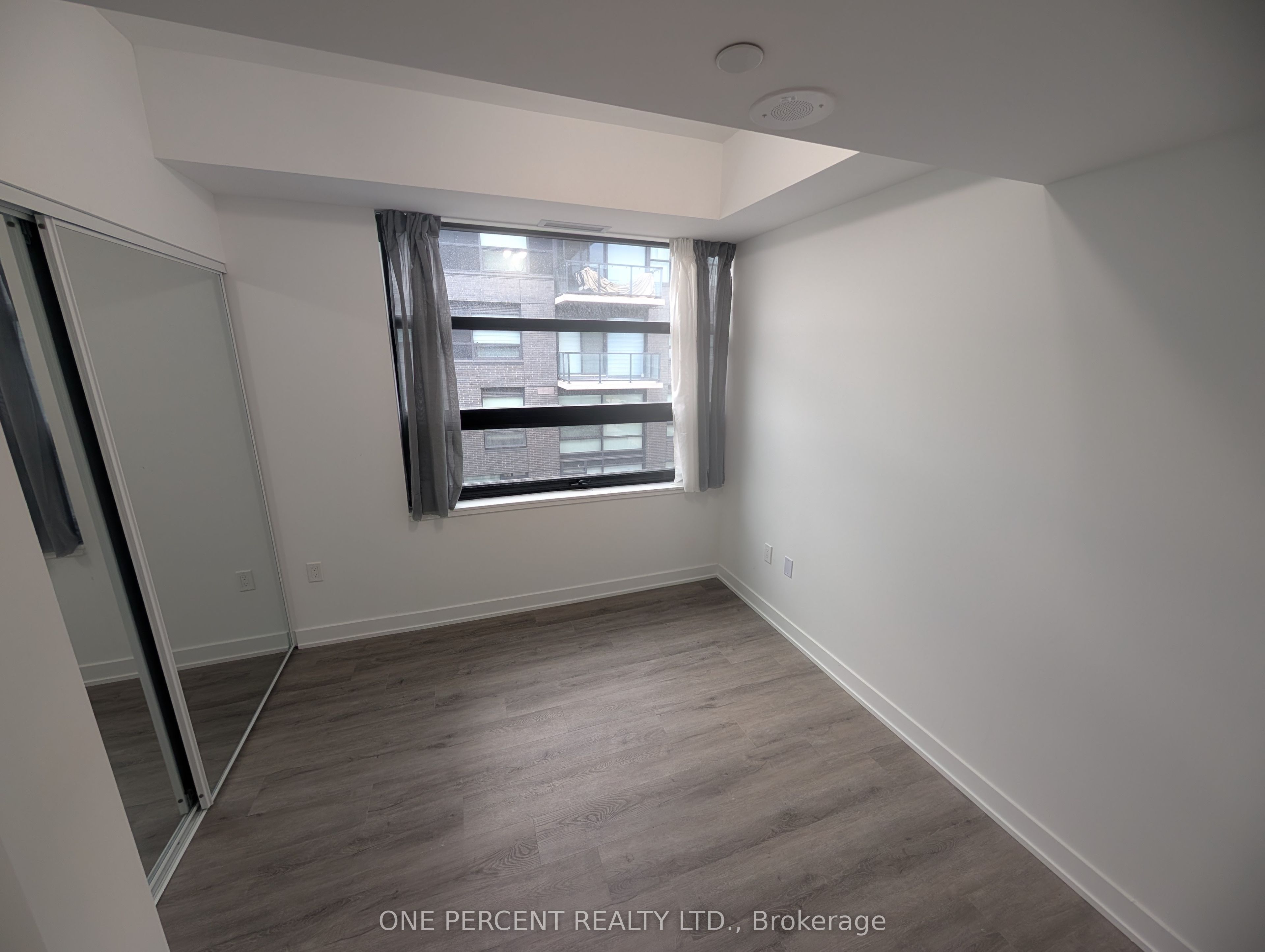 1614 Charles Street 334, Whitby, ON L1N 0P4 photo 5