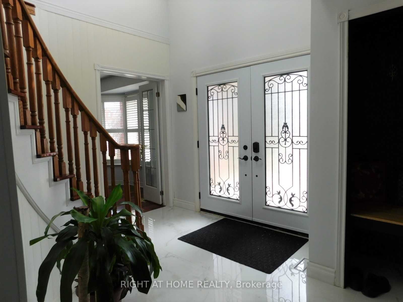 128 William Stephenson Drive, Whitby, ON L1N 8V1 photo 5