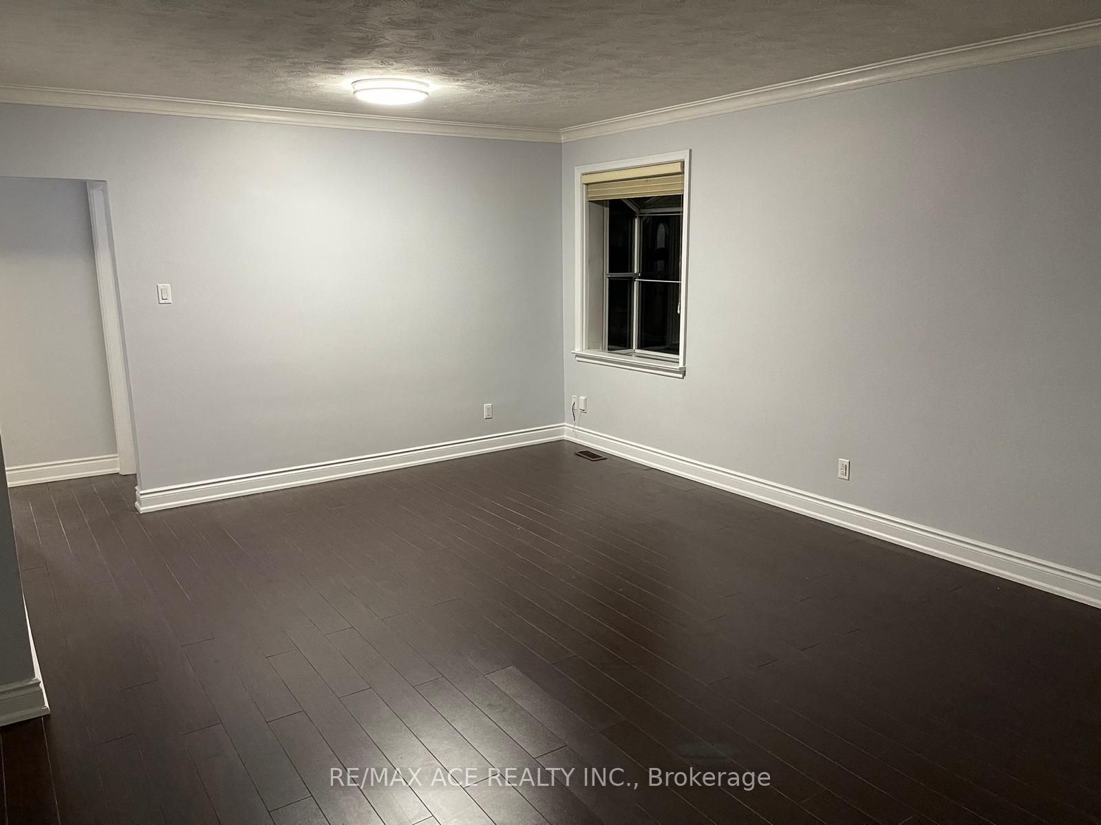 55 Brenda Crescent, Toronto, ON M1K 3C5 photo 4