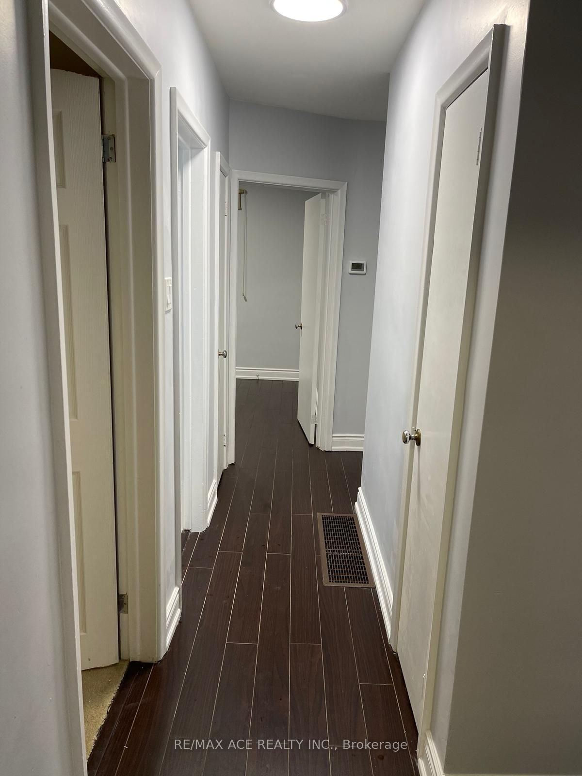 55 Brenda Crescent, Toronto, ON M1K 3C5 photo 5