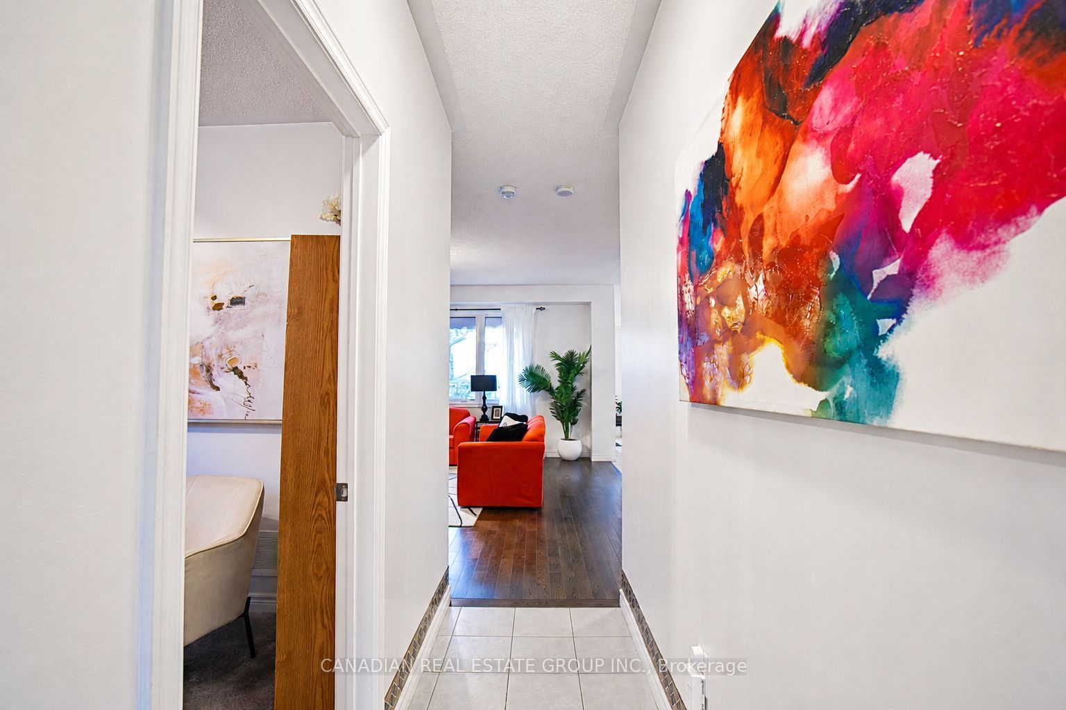 23 Page Place, Clarington, ON L1E 2E8 photo 3