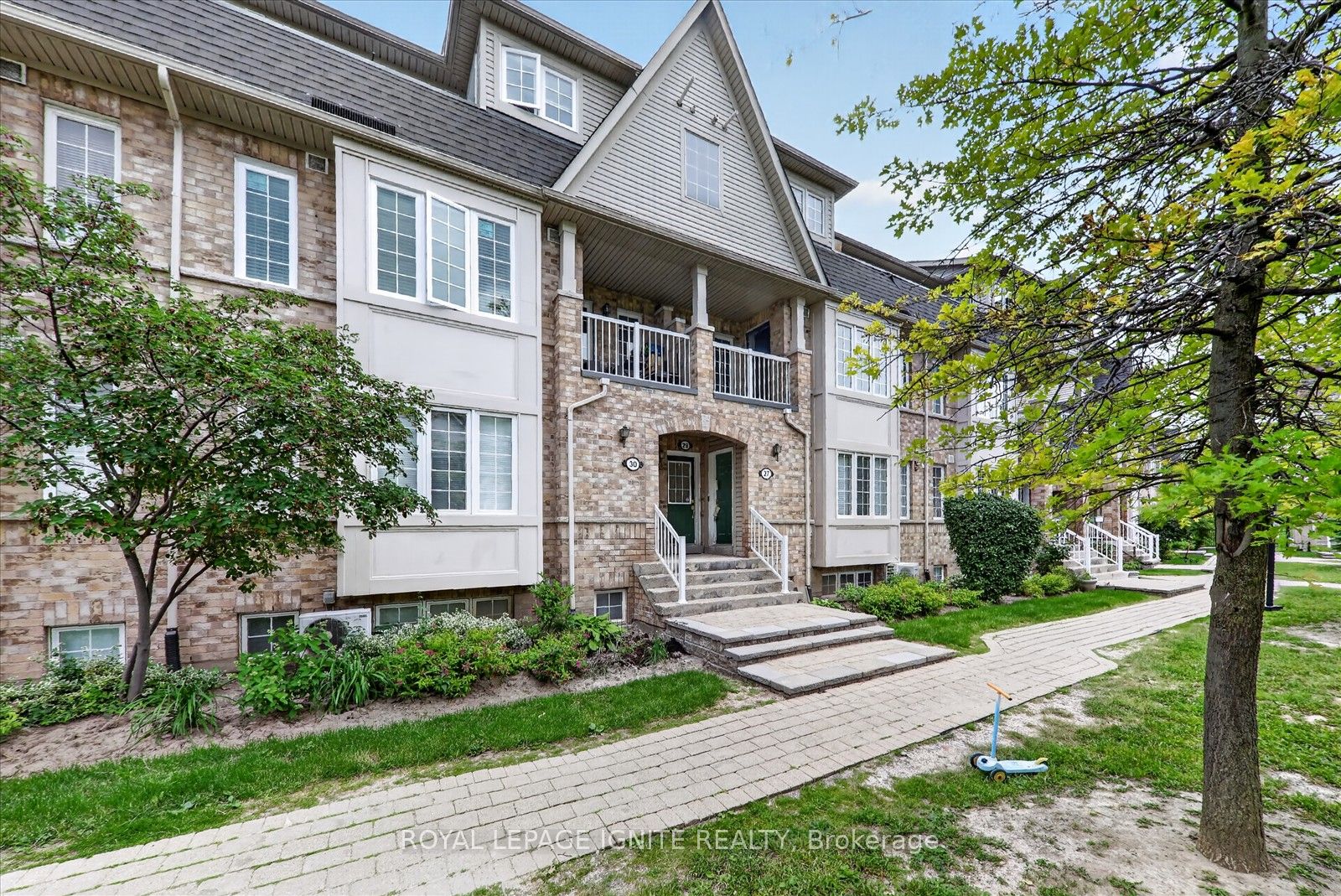 42 Pinery Trail 29, Toronto, ON M1B 6H9 photo 2