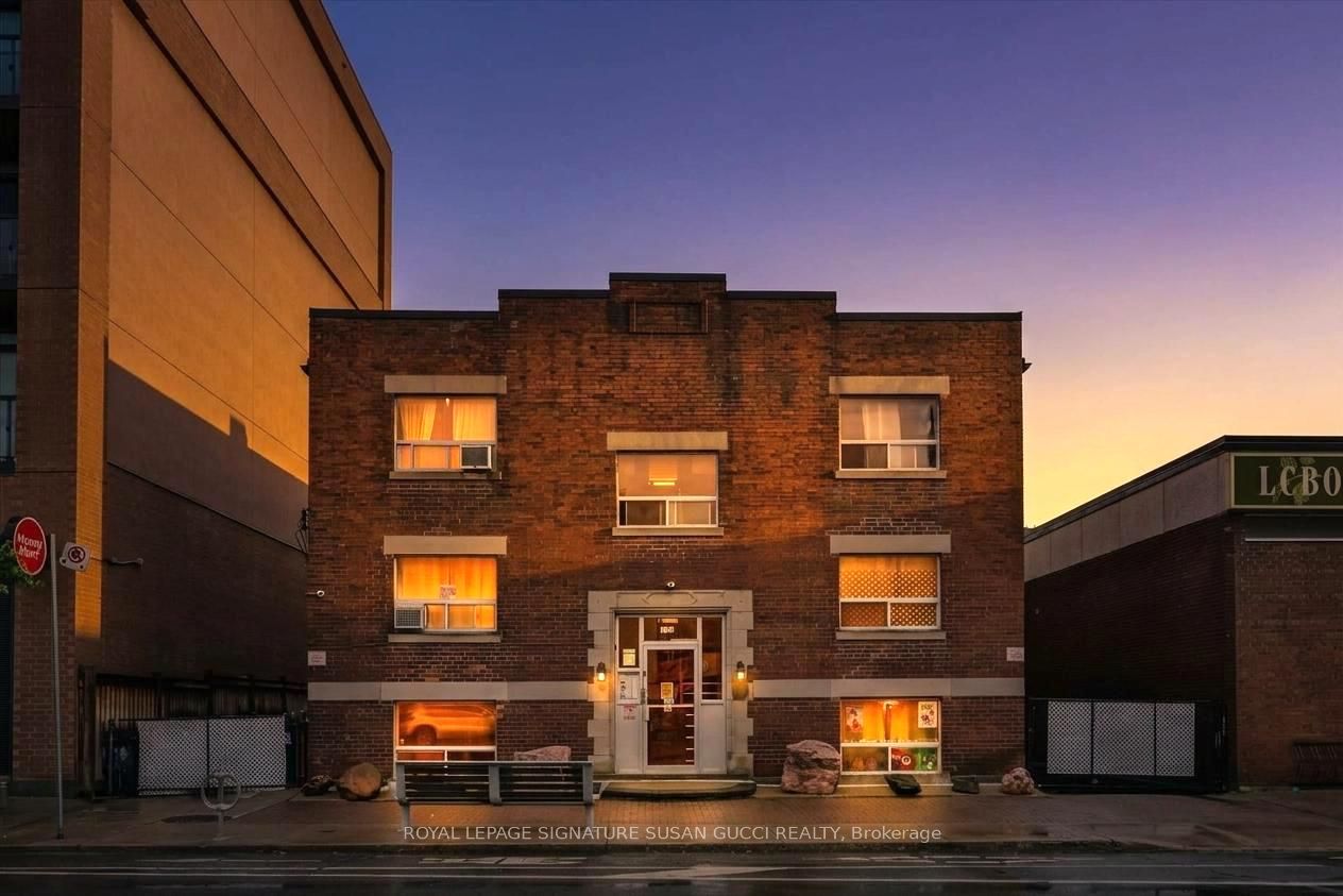 1169 Danforth Avenue 29, Toronto, ON M4J 1M5