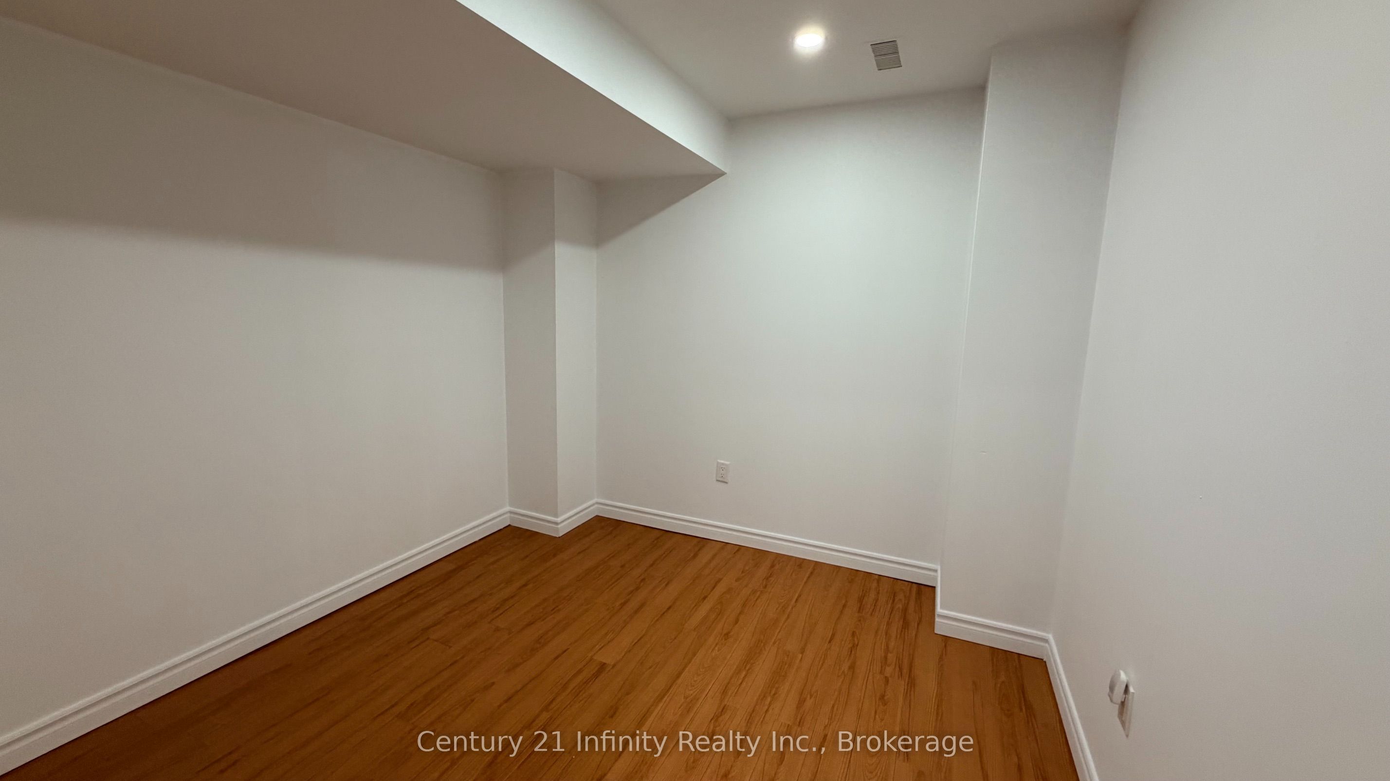5 Dusk Owl Drive Basement, Toronto, ON M1X 1Y1 photo 5