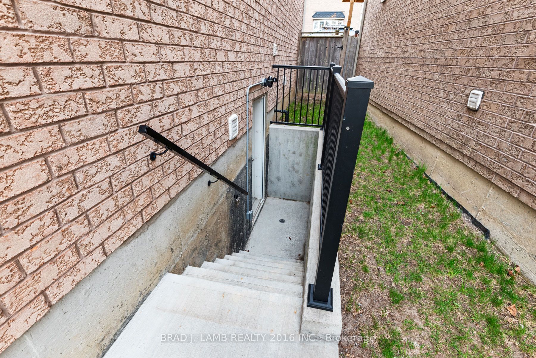3 Hearson Street Basement, Ajax, ON L1Z 0E2 photo 5
