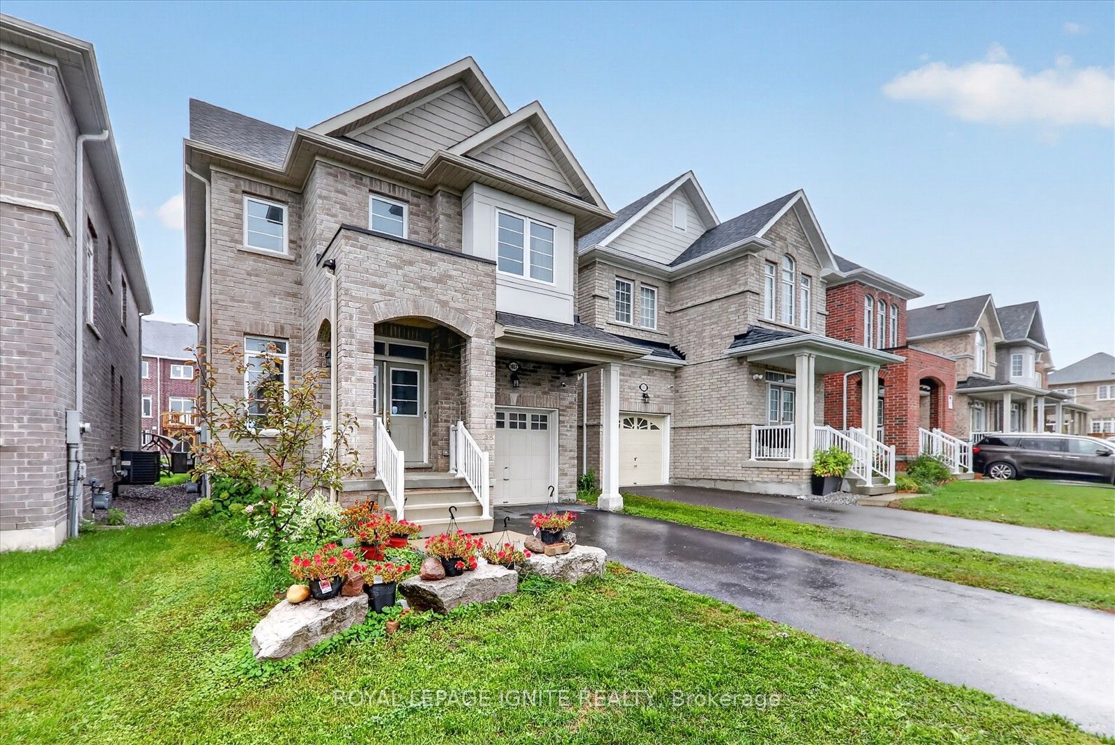 1857 Fosterbrook Street, Oshawa, ON L1K 3G5 photo 4