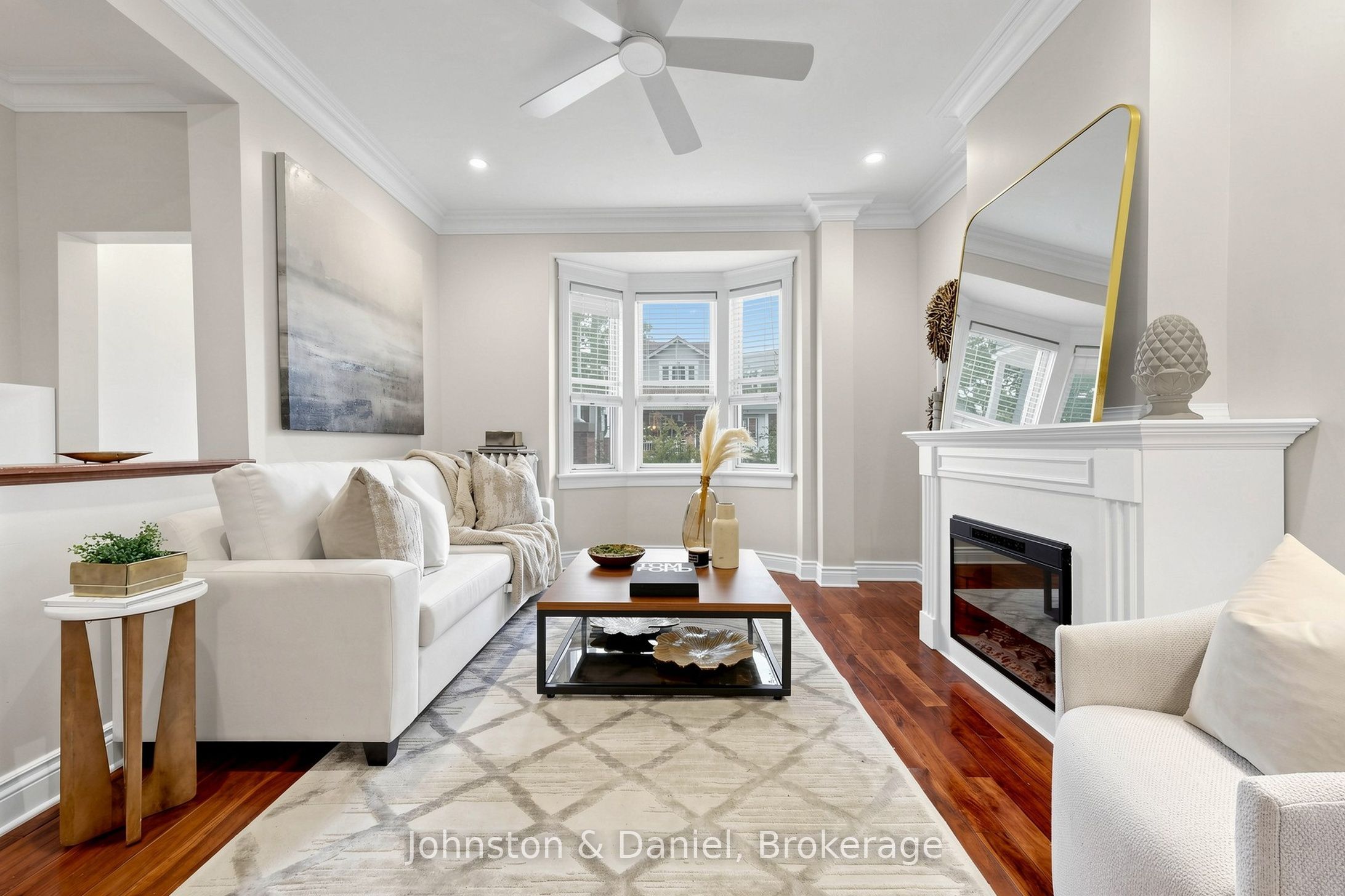 11 Ashland Avenue, Toronto, ON M4L 1J9 photo 4