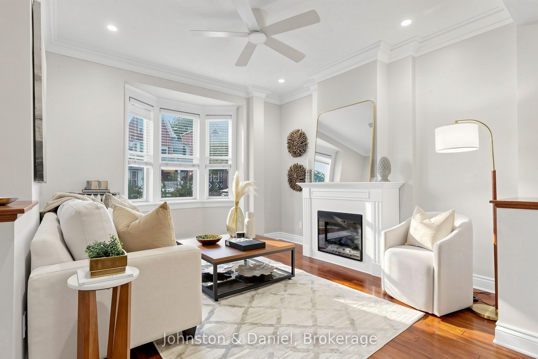 11 Ashland Avenue, Toronto, ON M4L 1J9 photo 5