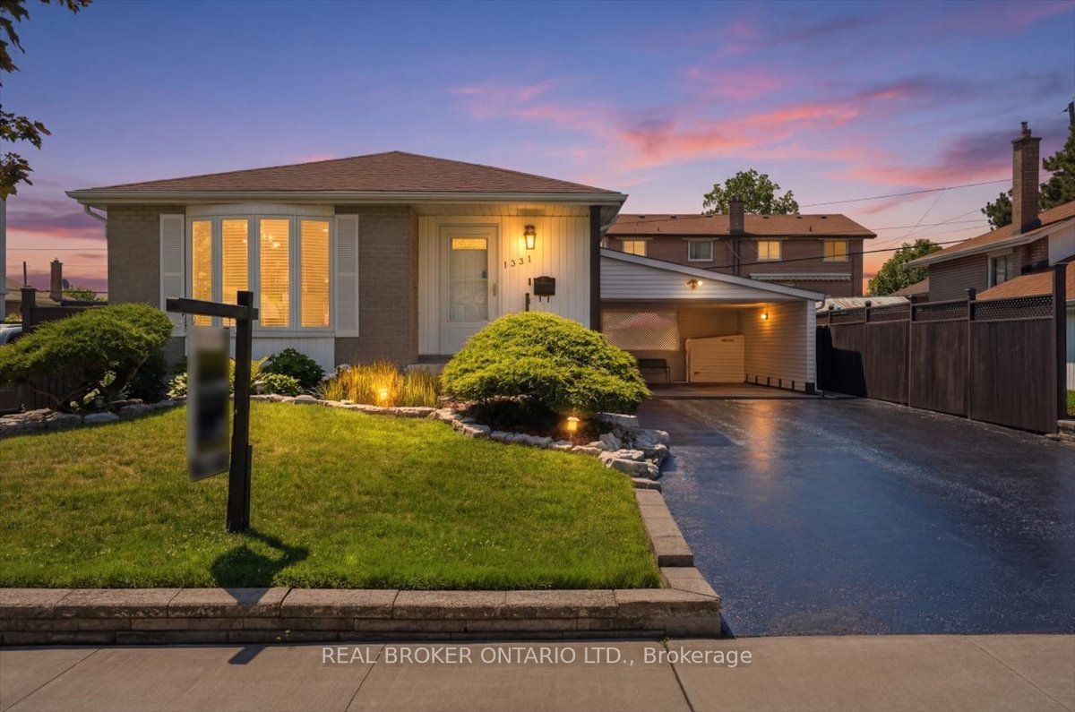 1331 Tatra Drive, Pickering, ON L1W 1K5