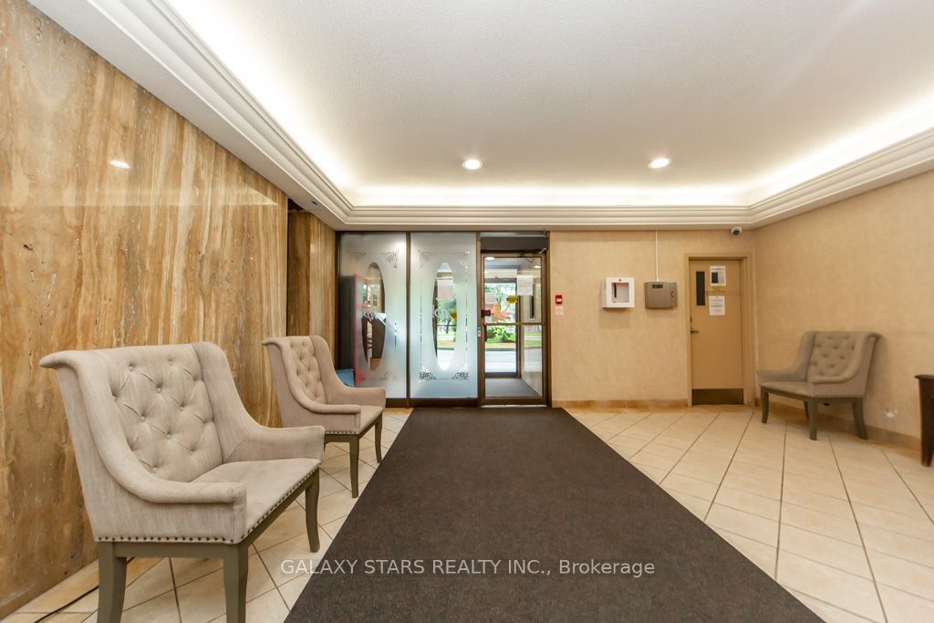 121 Trudelle Street 305, Toronto, ON M1J 3K4 photo 4