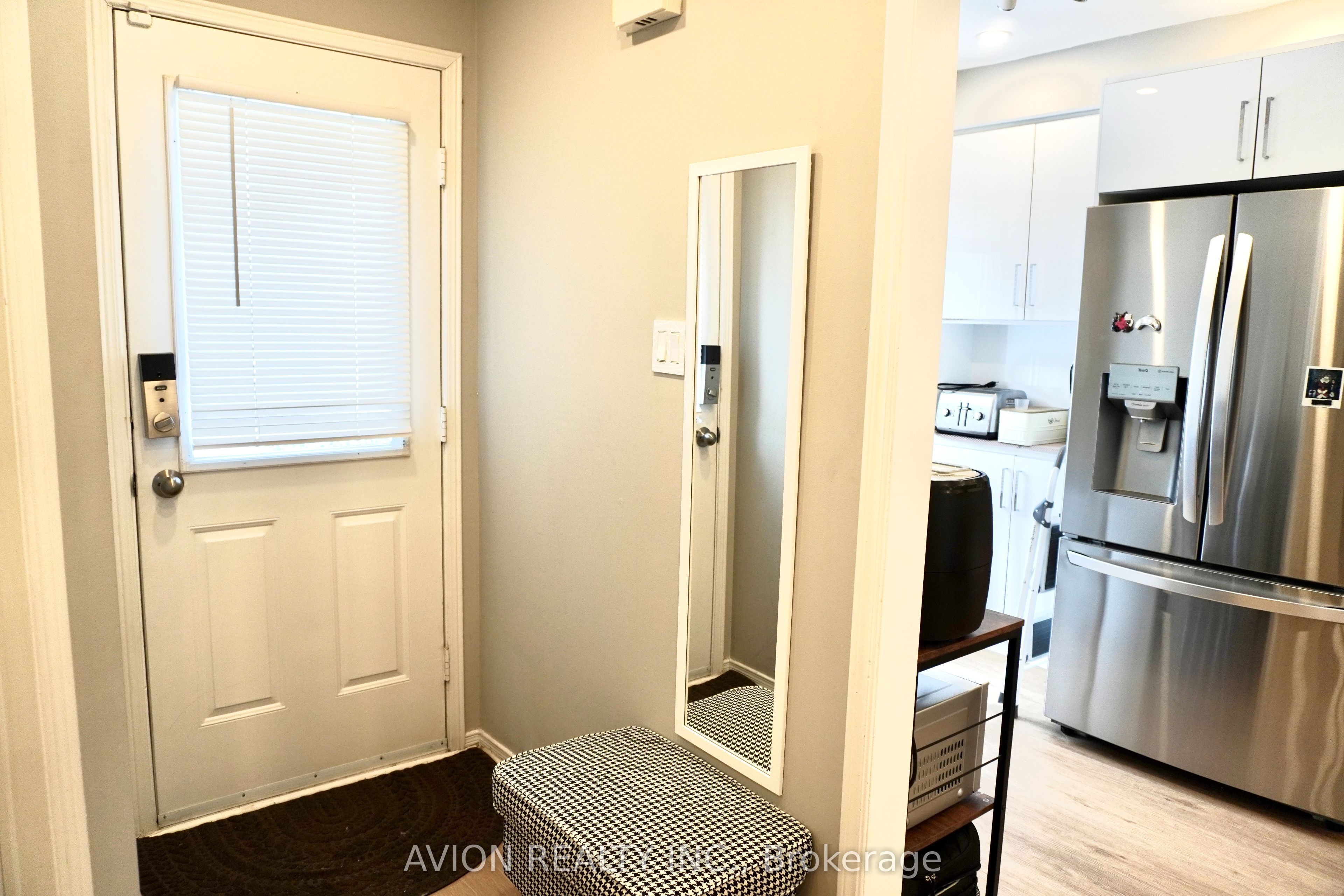 70 Barnes Drive, Ajax, ON L1S 5G5 photo 4