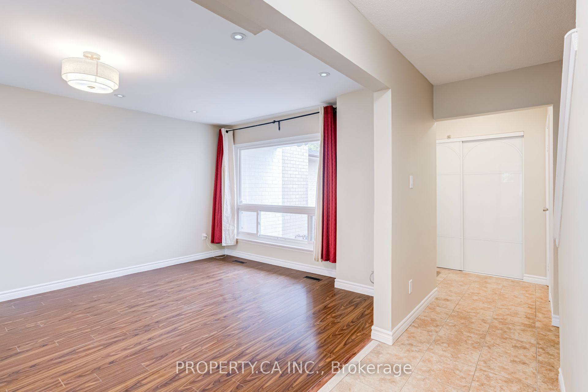 49 Whiteleas Avenue, Toronto, ON M1B 1W8 photo 5