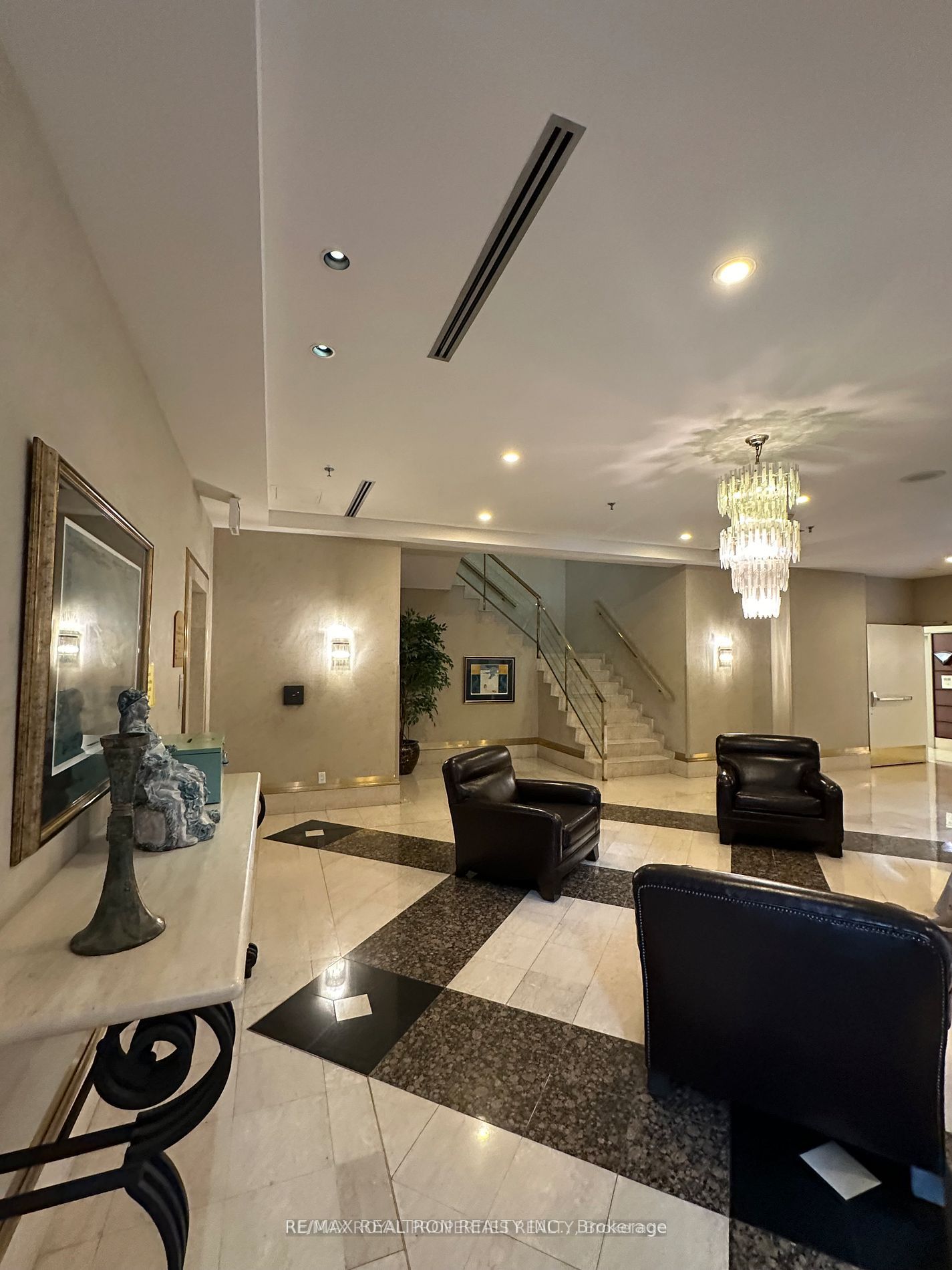88 Corporate Drive 718, Toronto, ON M1H 3G6 photo 4