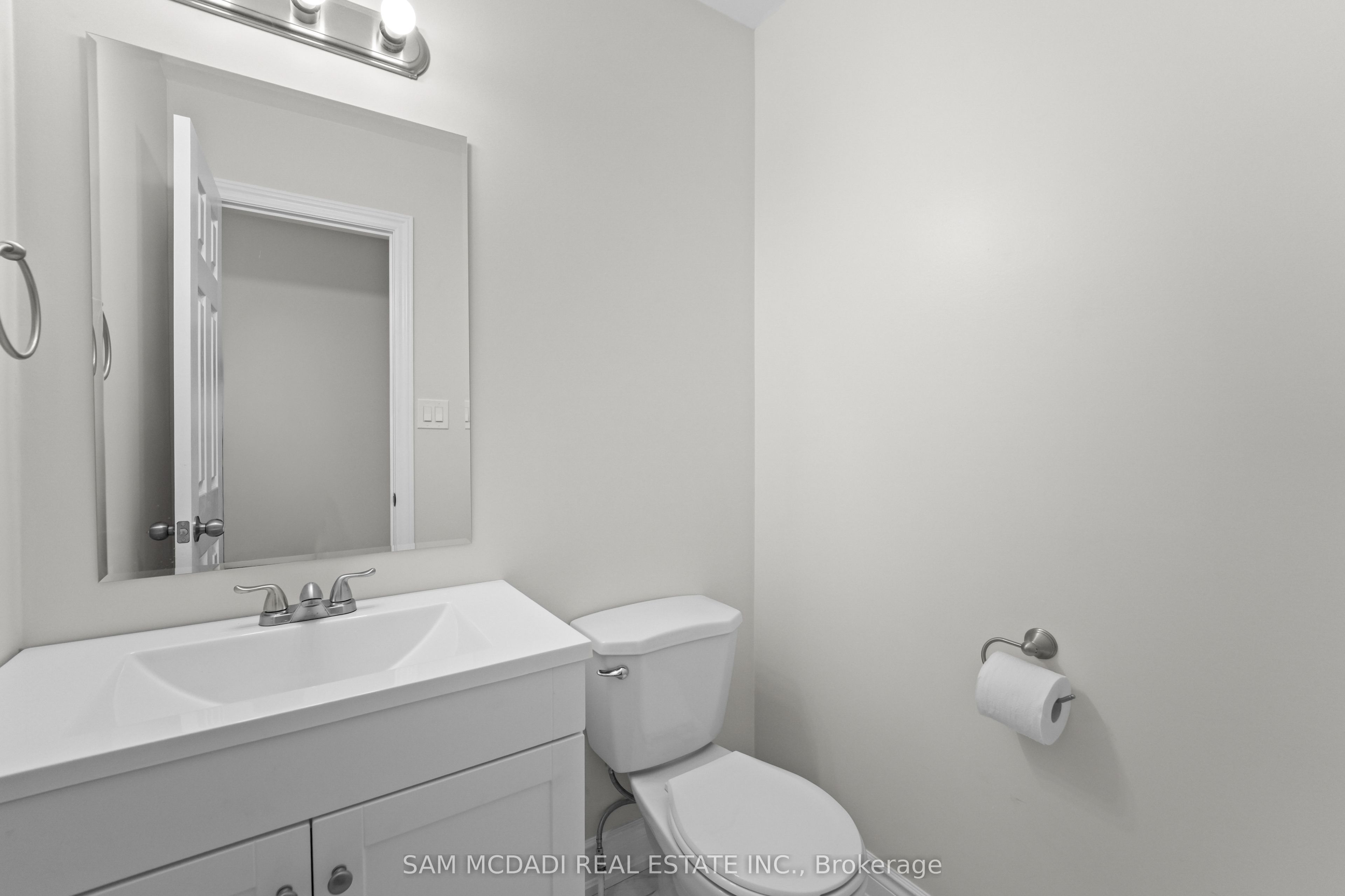 14 Birchfield Drive, Clarington, ON L1E 1Y2 photo 5