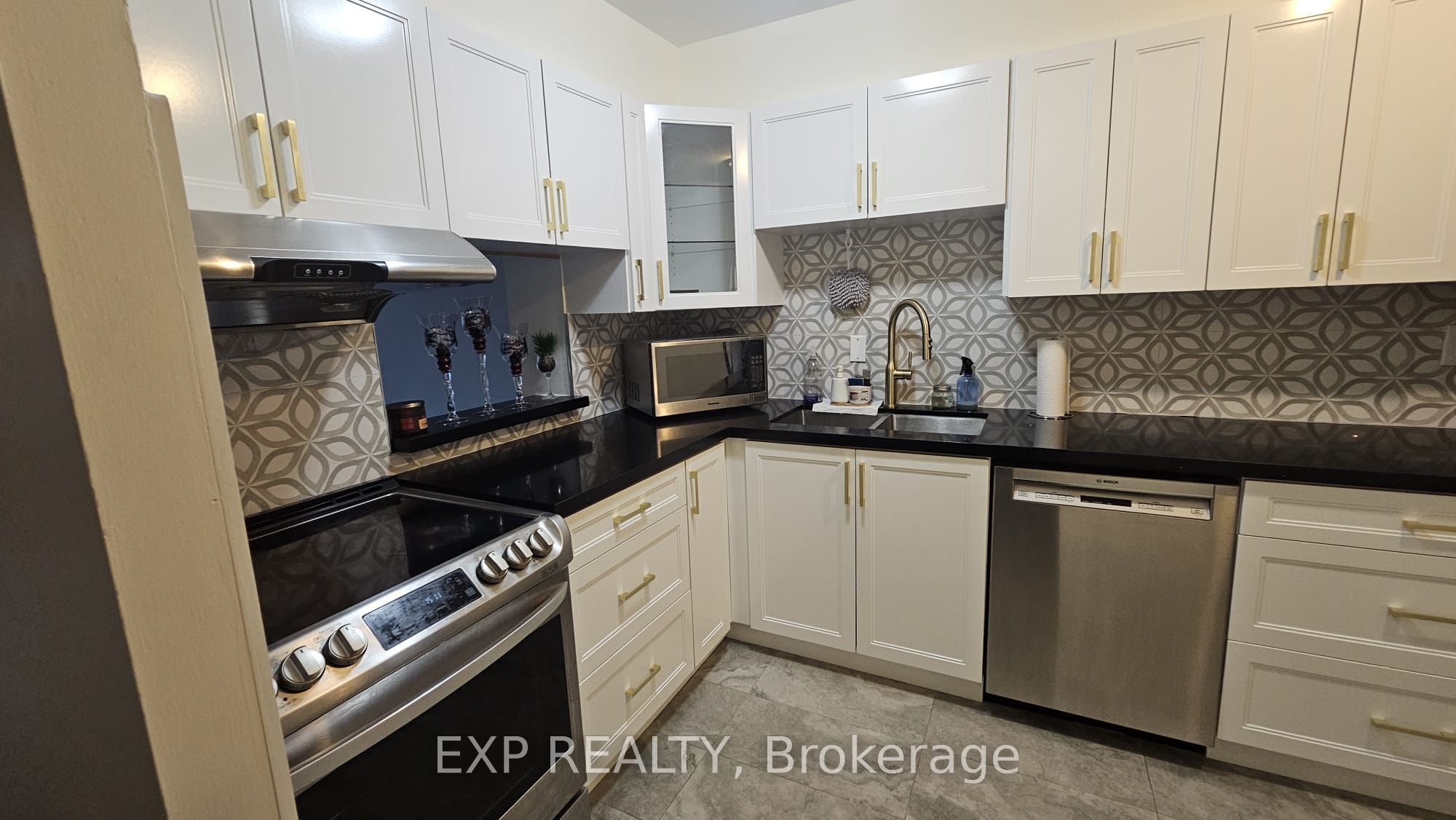 2365 Kennedy Road 407, Toronto, ON M1T 3S6 photo 2