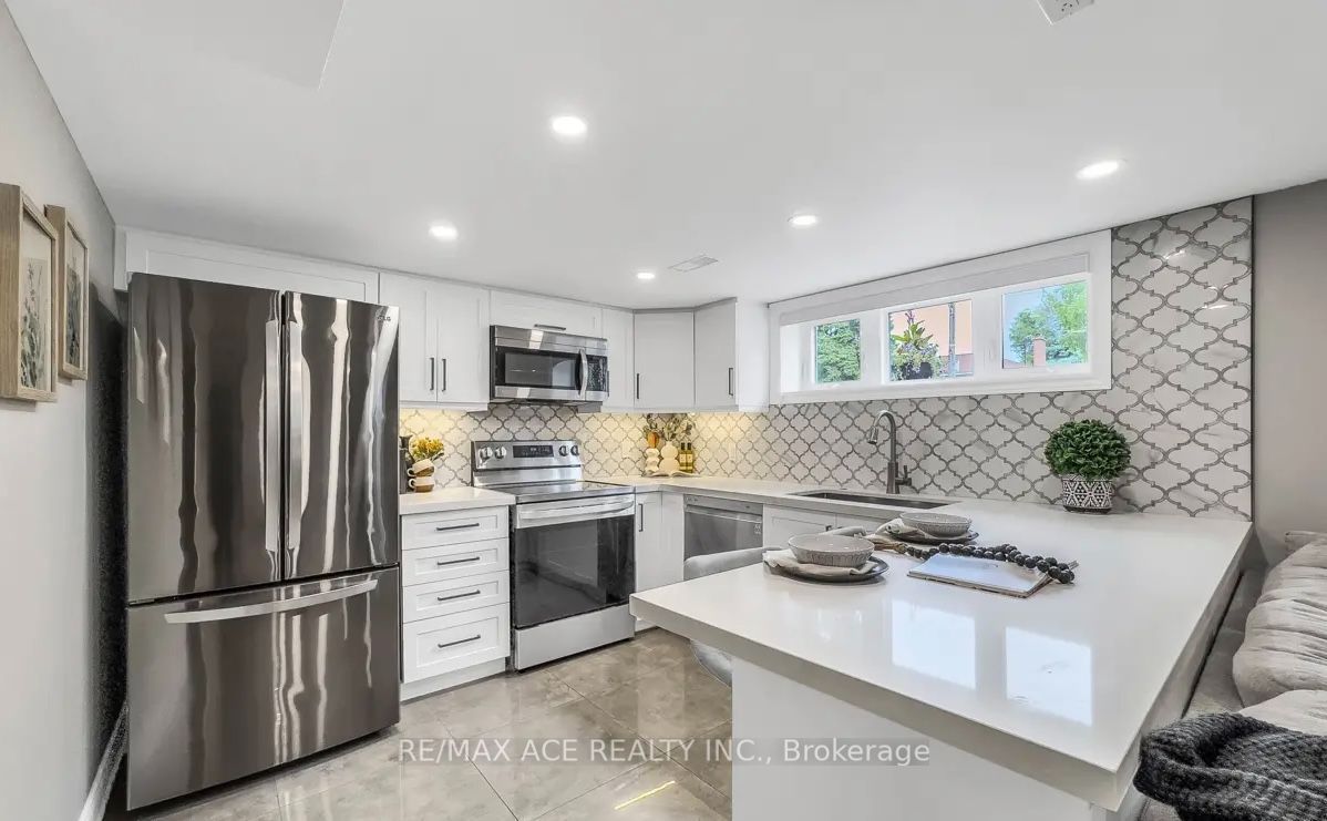 52 Ivorwood Crescent Bsmt, Toronto, ON M1R 2X4 photo 4