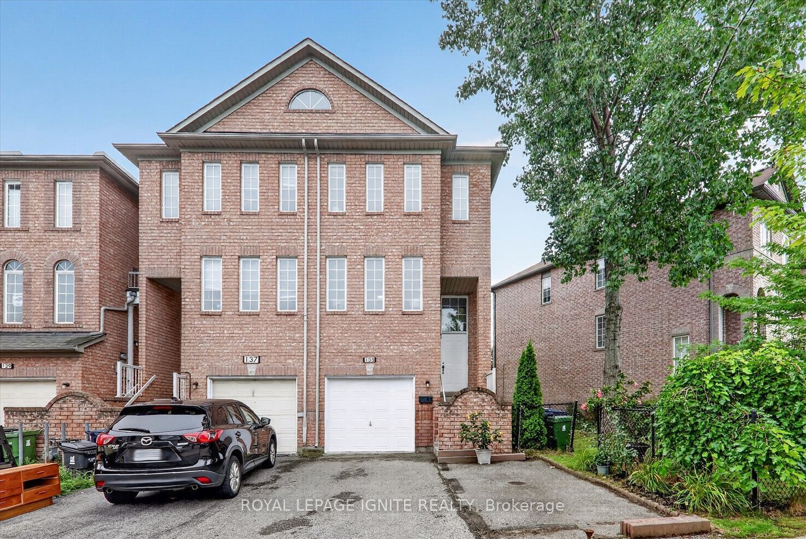 135 Conn Smythe Drive, Toronto, ON M1J 3P6