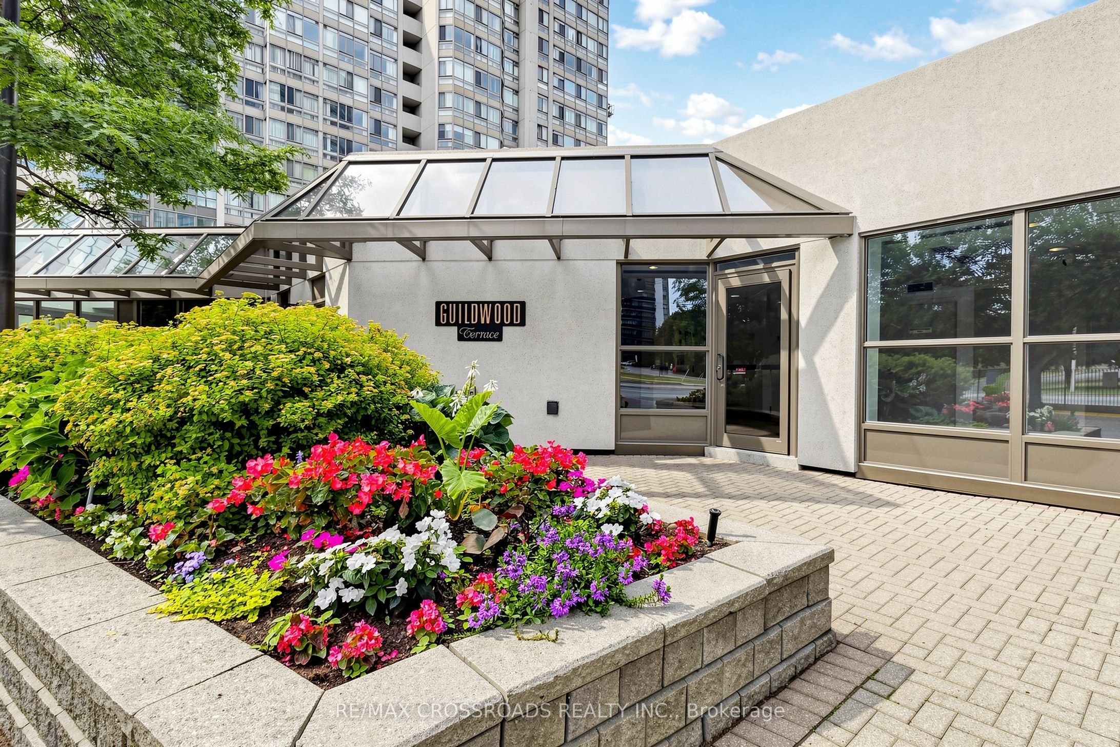 3233 Eglinton Avenue E 511, Toronto, ON M1J 3N6 photo 5